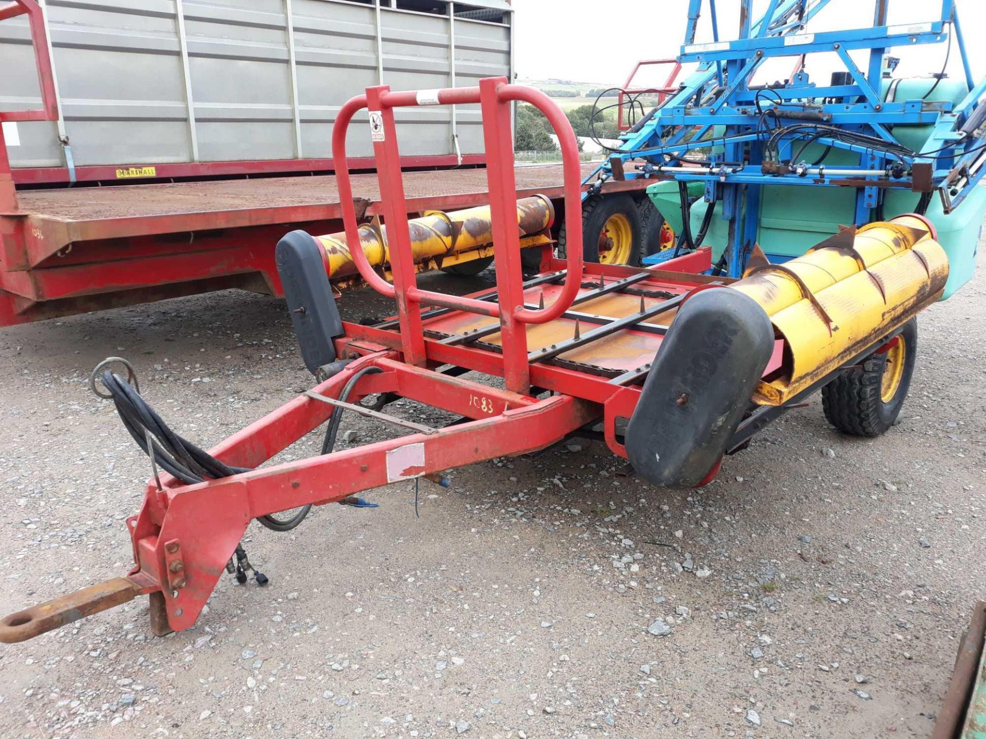 SIDEWINDER ROUND BALE UNWINDER