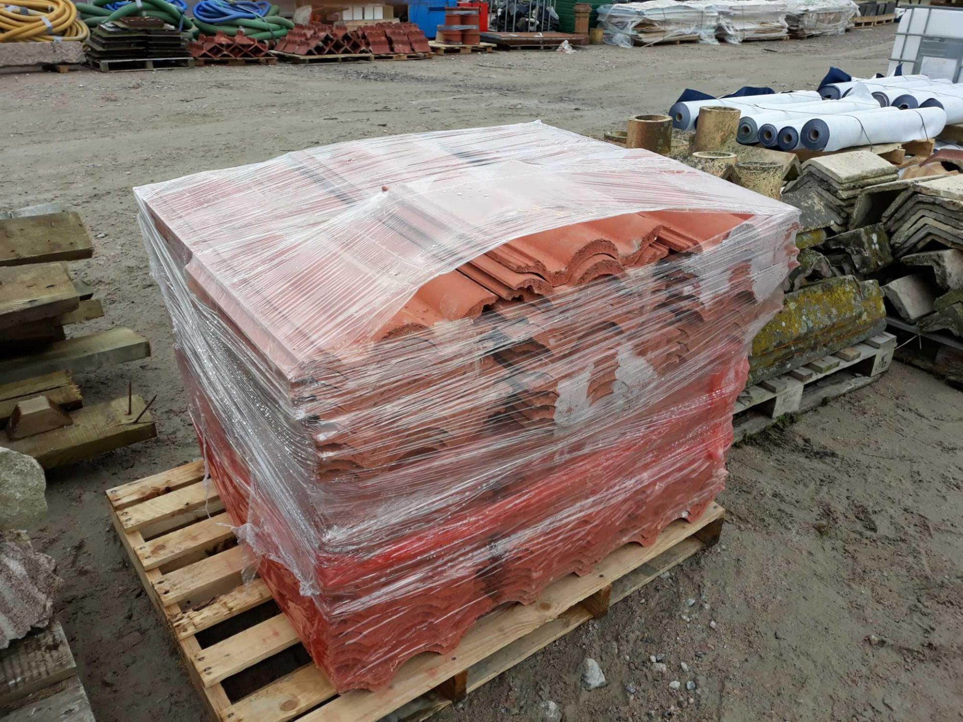 PALLET ROOF TILES