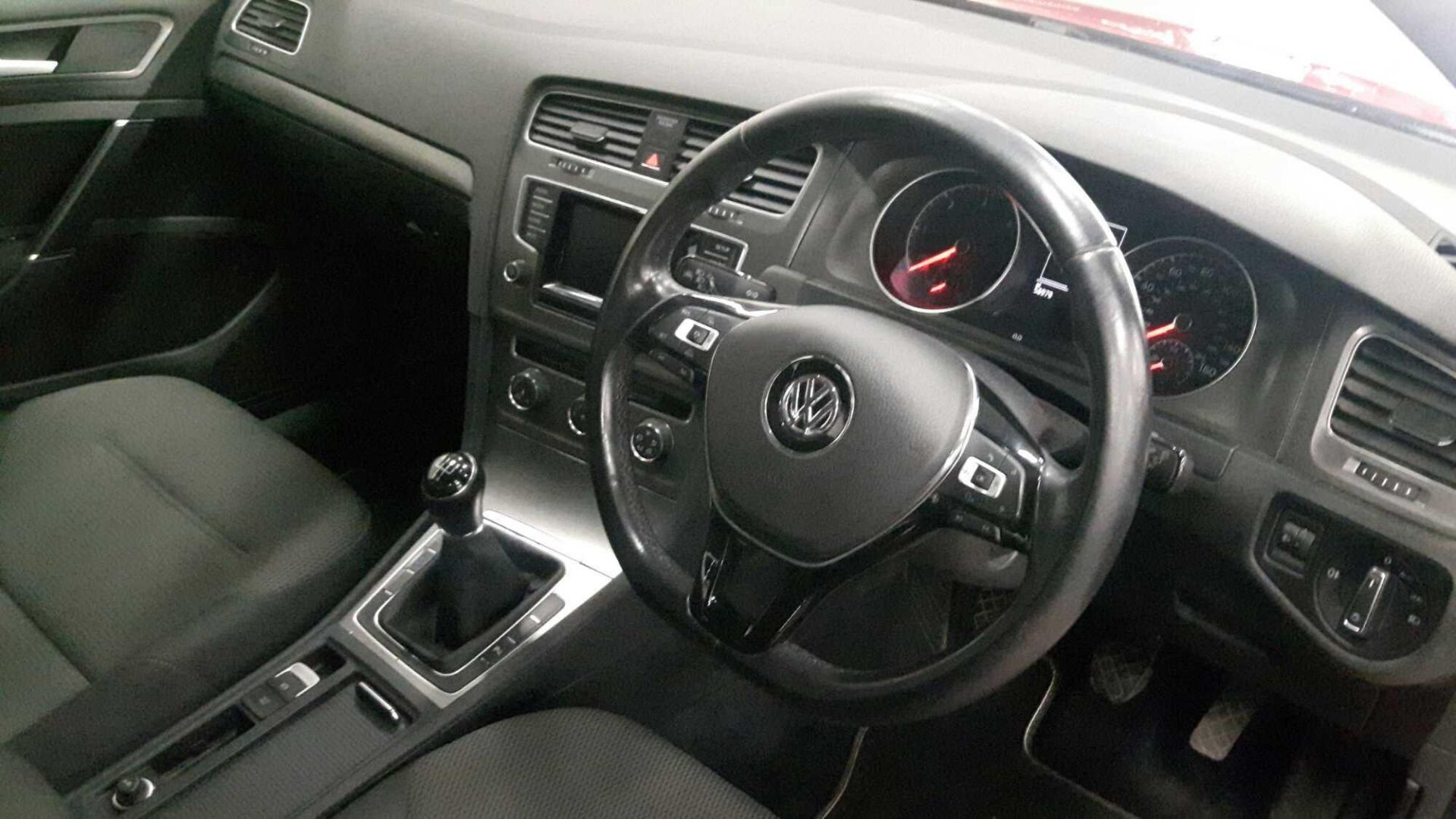 Volkswagen Golf Se Bluemotion Tech T - 1598cc 5 Door - Image 5 of 6