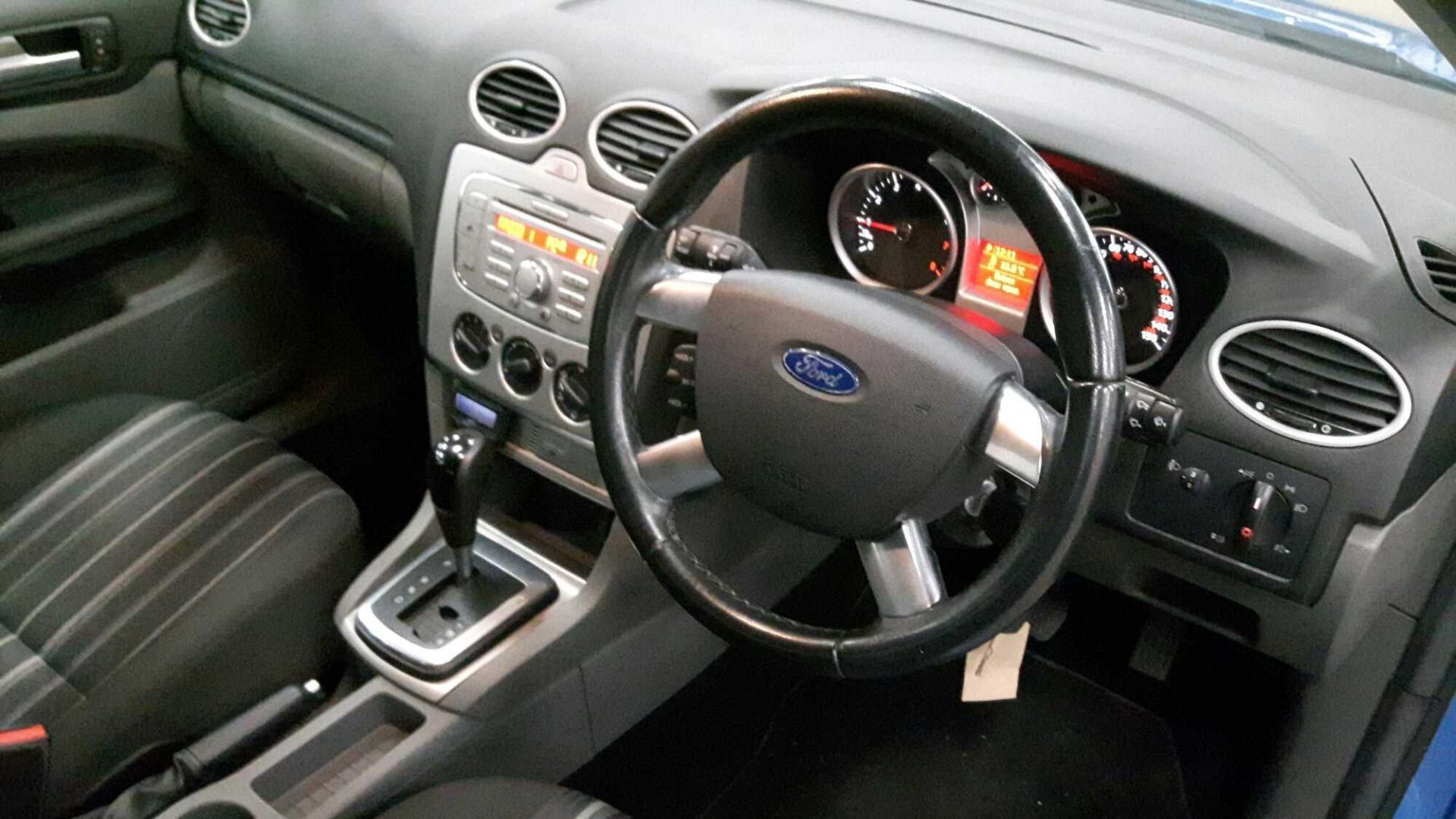 Ford Focus Style 100 Auto - 1596cc 5 Door - Image 5 of 6