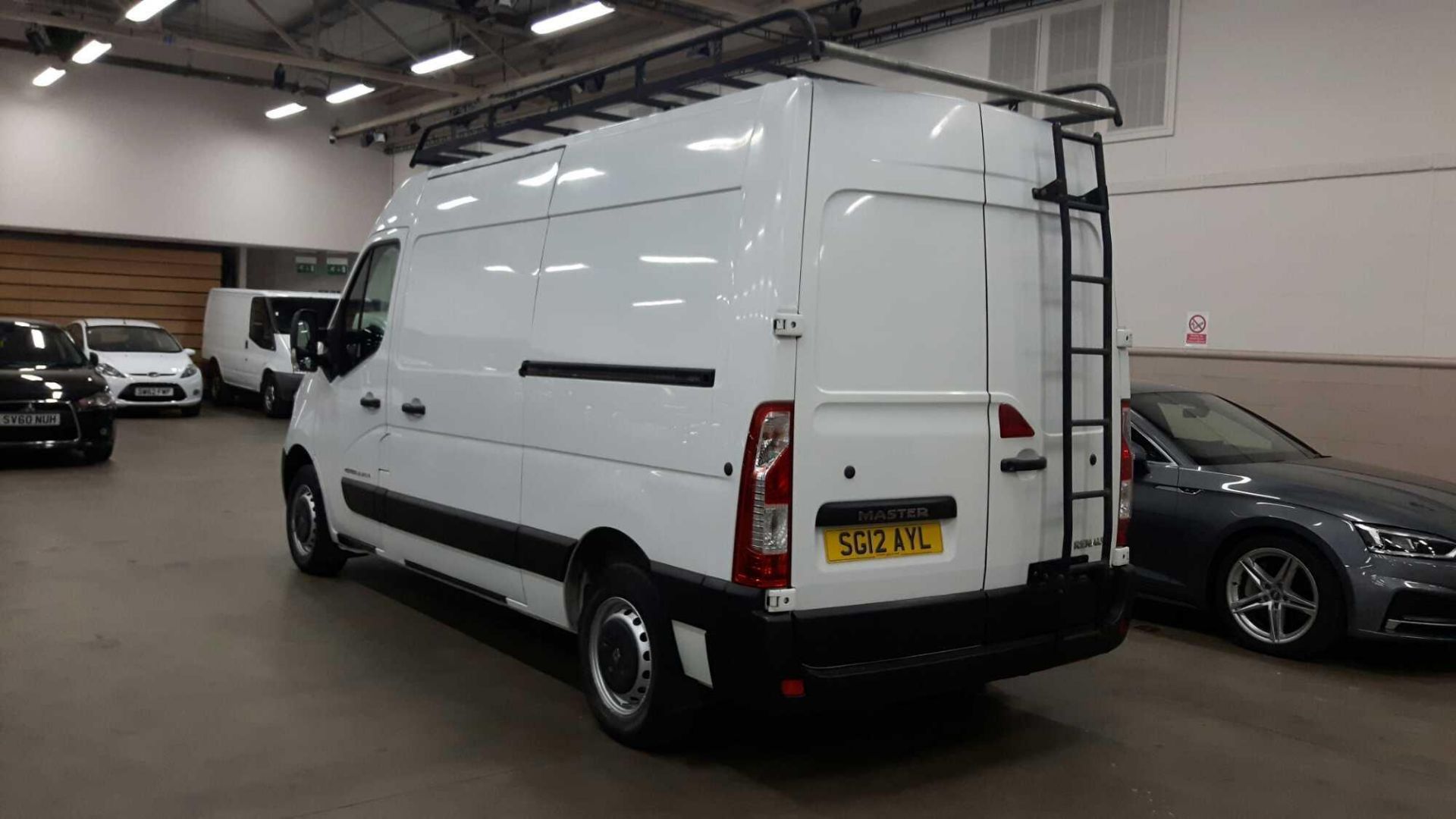 Renault Master Mm35 Dci 100 - 2298cc Van - Image 3 of 6