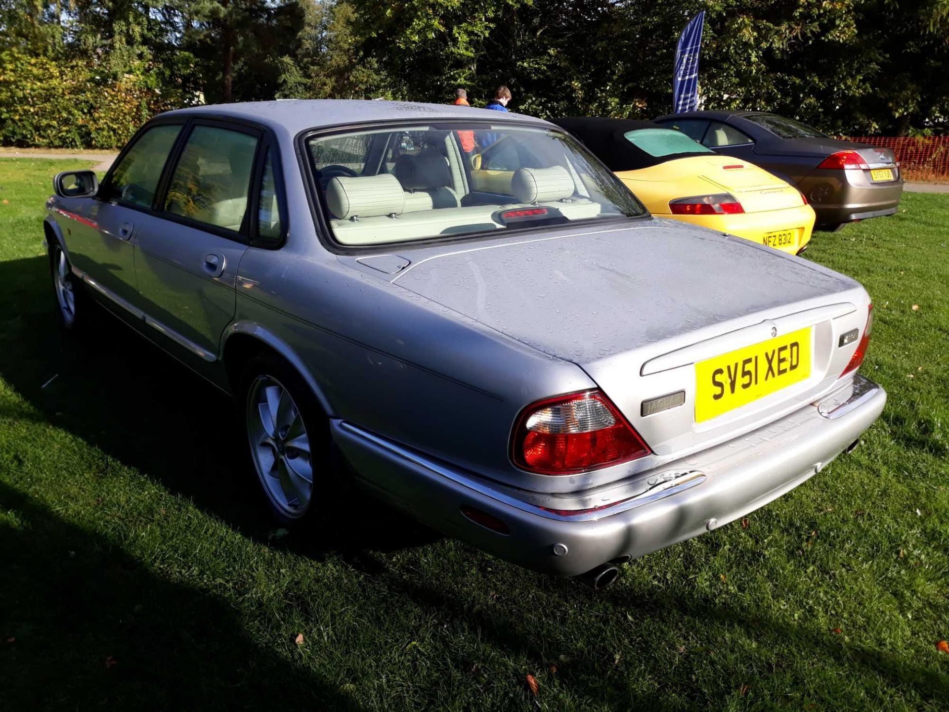 Jaguar Xj Executive Auto - 3248cc 4 Door - Image 2 of 3