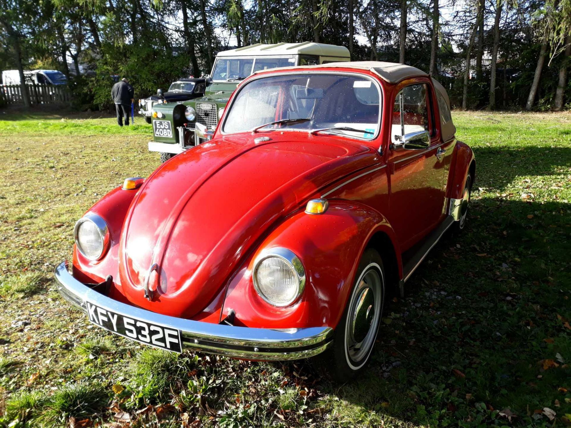 Volkswagen 1300 - 1285cc 2 Door Convertible - Image 2 of 3