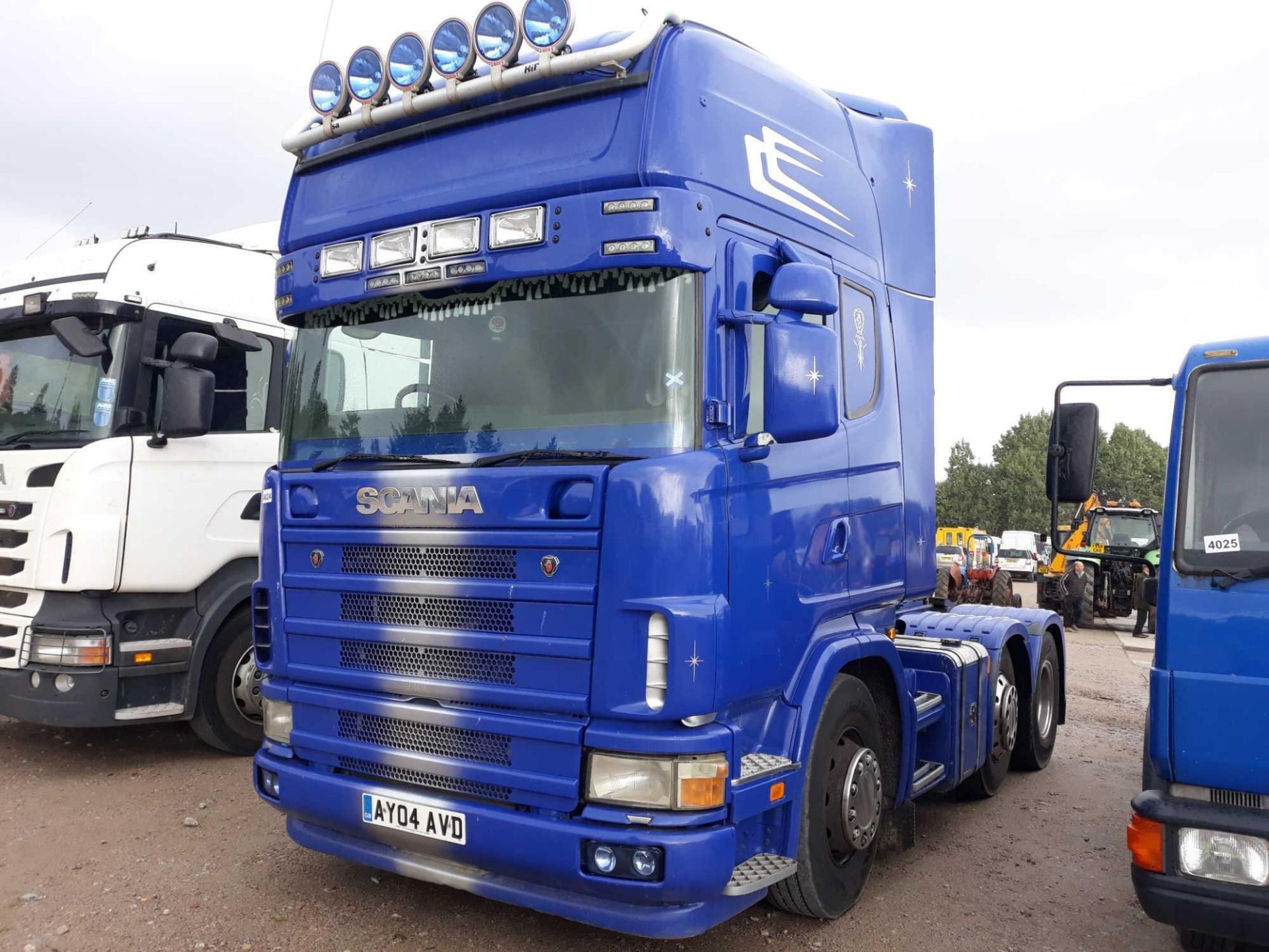 Scania 4-srs L-class R124la6x2/4 420 Tsc - 11705cc Tractor