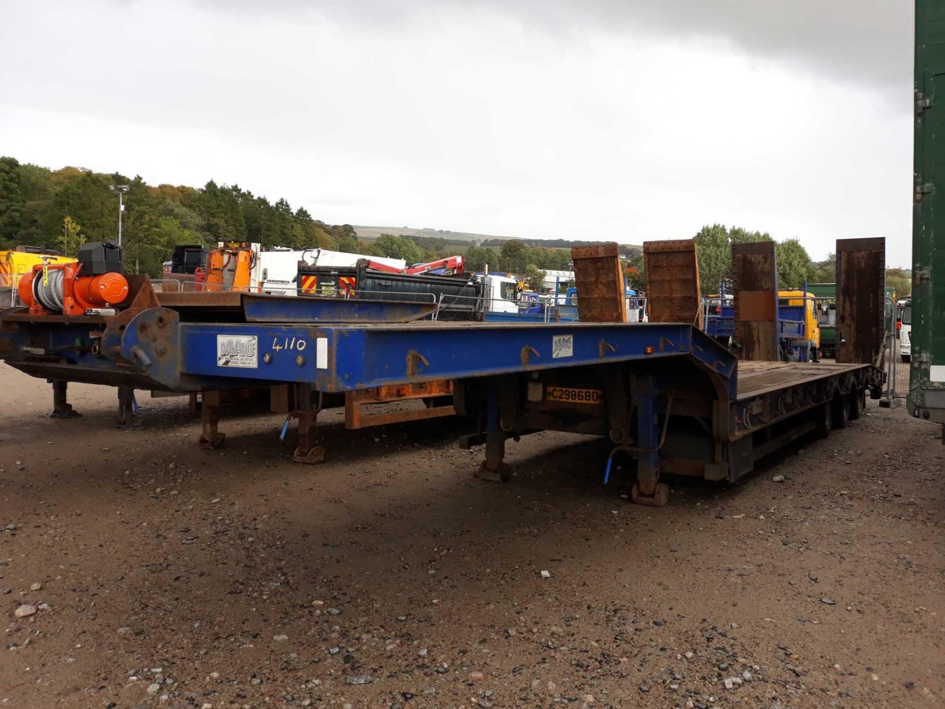 MAC ARTIC LOW LOADER HYD RAMPS & ELECTRIC WINCH LIFTING R/AXLE