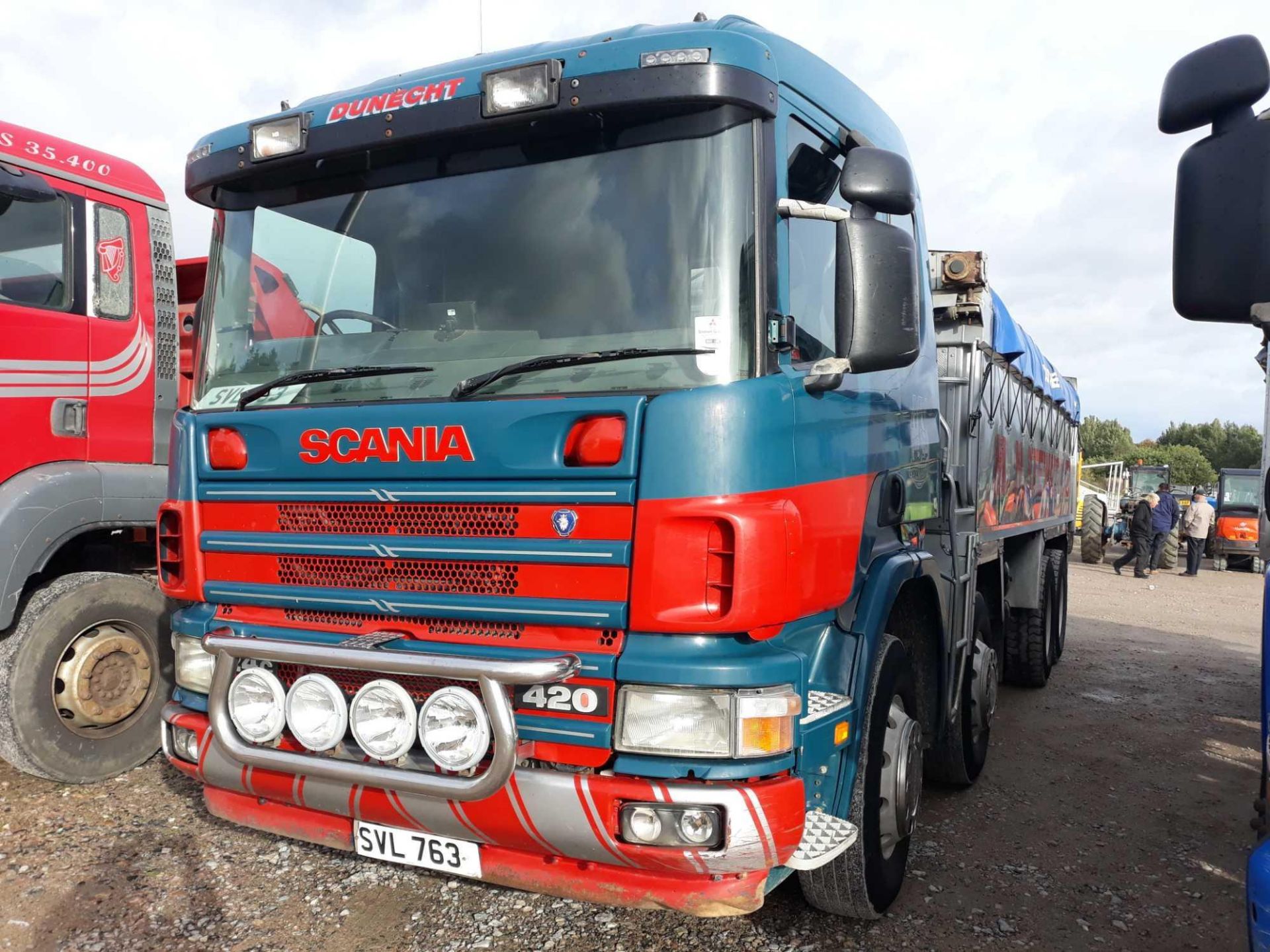 Scania 4-srs C-class P124cb8x4 Z420 Slp - 11705cc Truck - Image 2 of 3