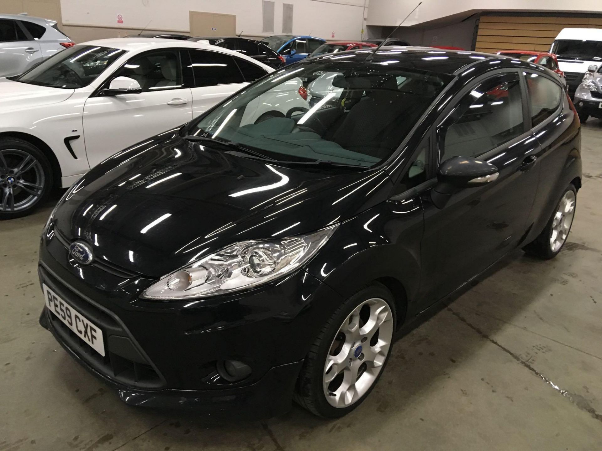 Ford Fiesta Zetec S 120 - 1596cc 3 Door - Image 2 of 6