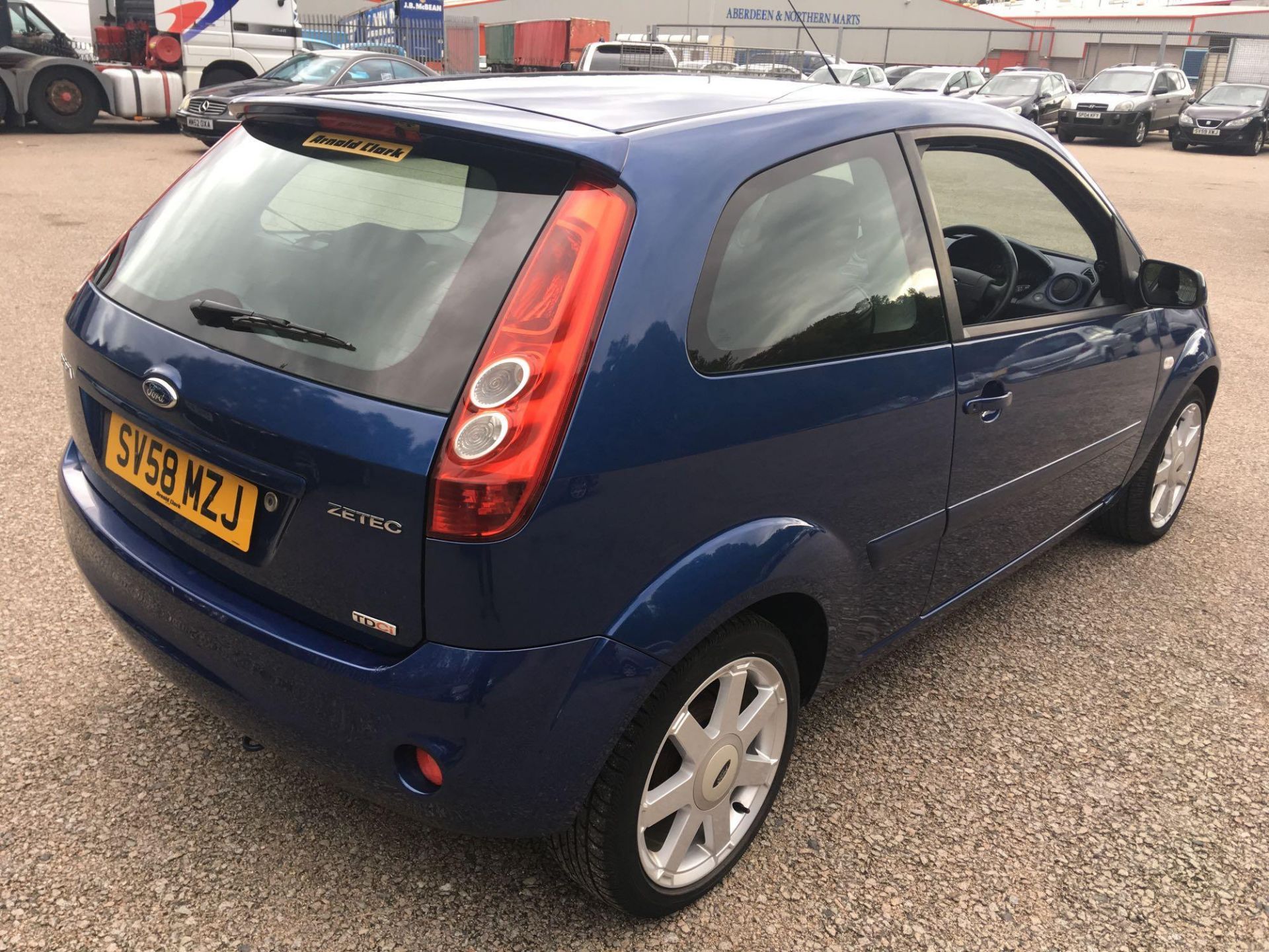 Ford Fiesta Zetec Blue Tdci - 1399cc 3 Door - Image 4 of 6