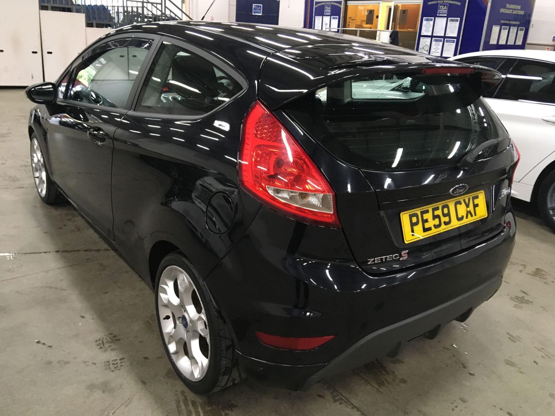 Ford Fiesta Zetec S 120 - 1596cc 3 Door - Image 3 of 6