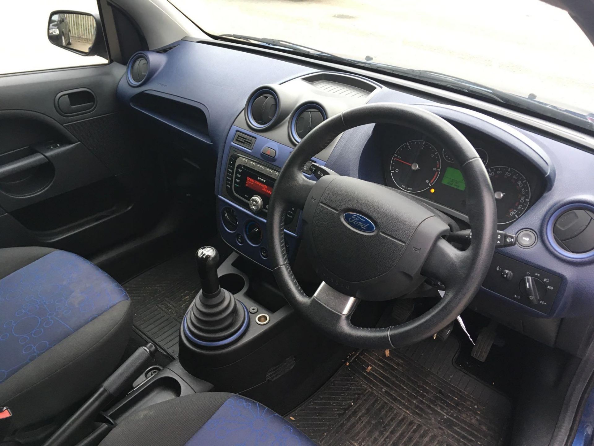 Ford Fiesta Zetec Blue Tdci - 1399cc 3 Door - Image 5 of 6