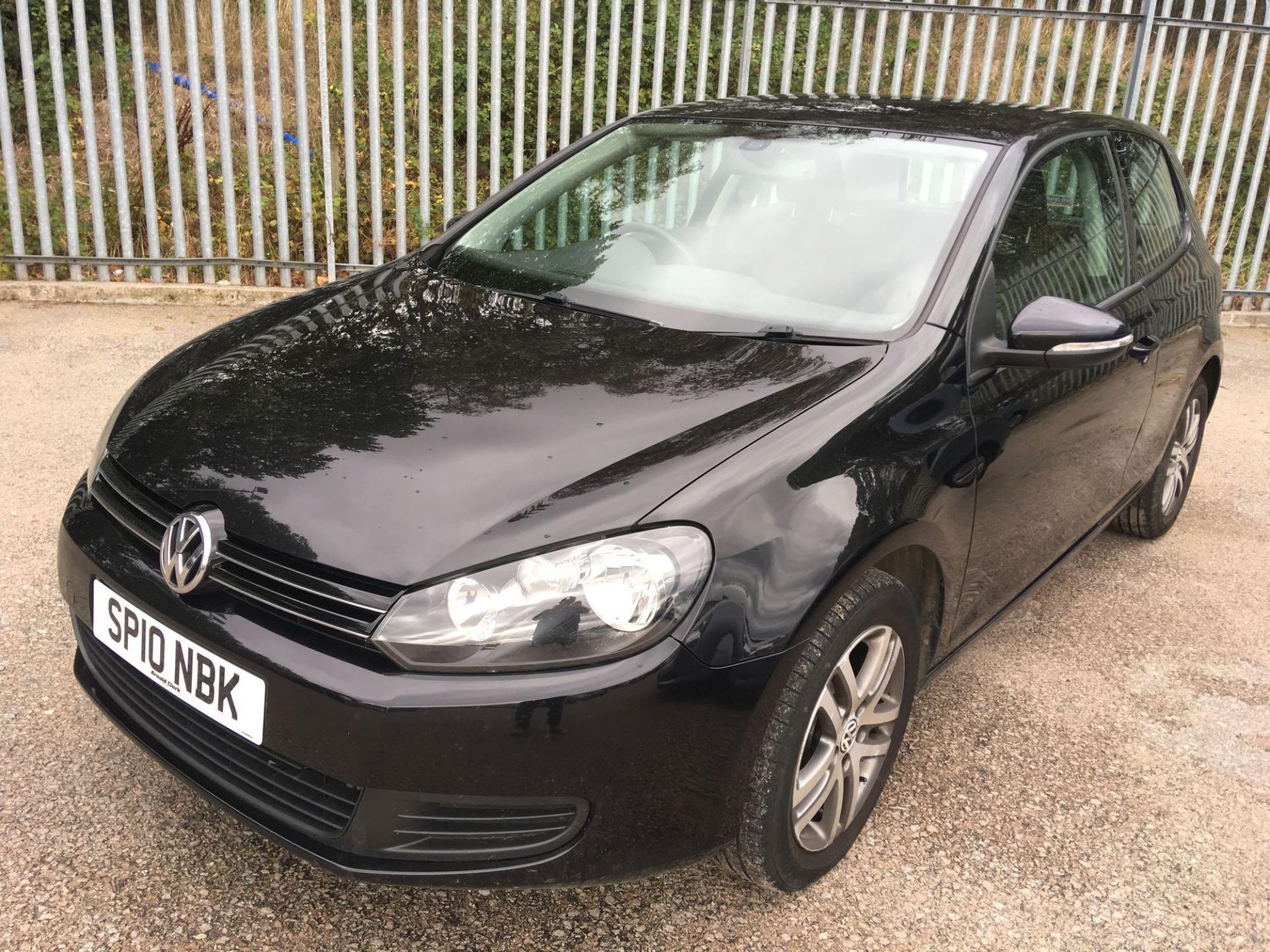 Volkswagen Golf Se Tdi - 1600cc 3 Door - Image 2 of 6