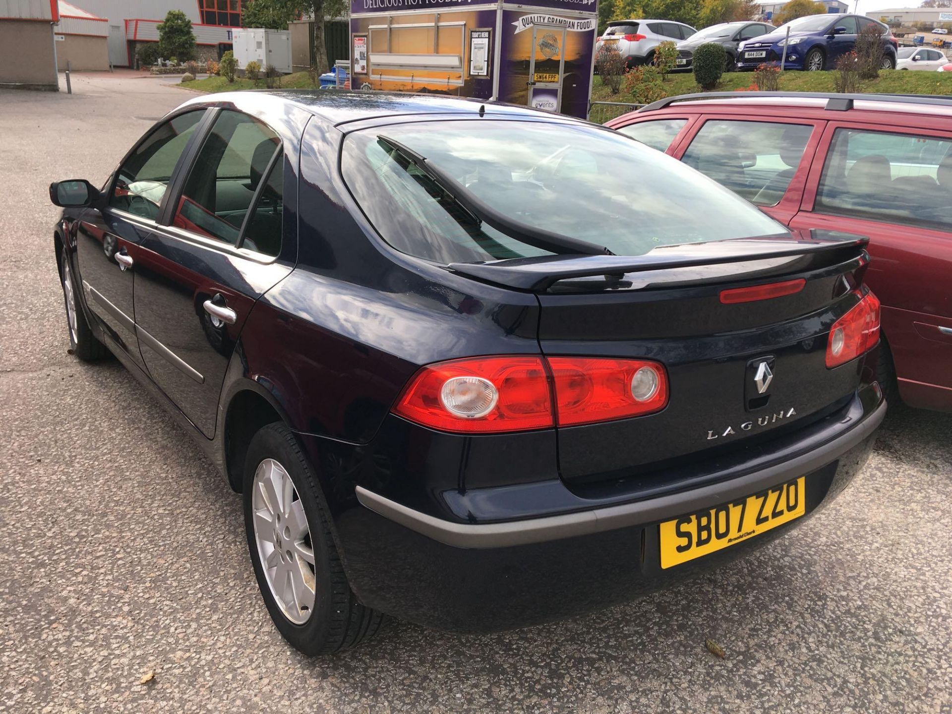 Renault Laguna Dynamique - 1998cc 5 Door - Image 2 of 2