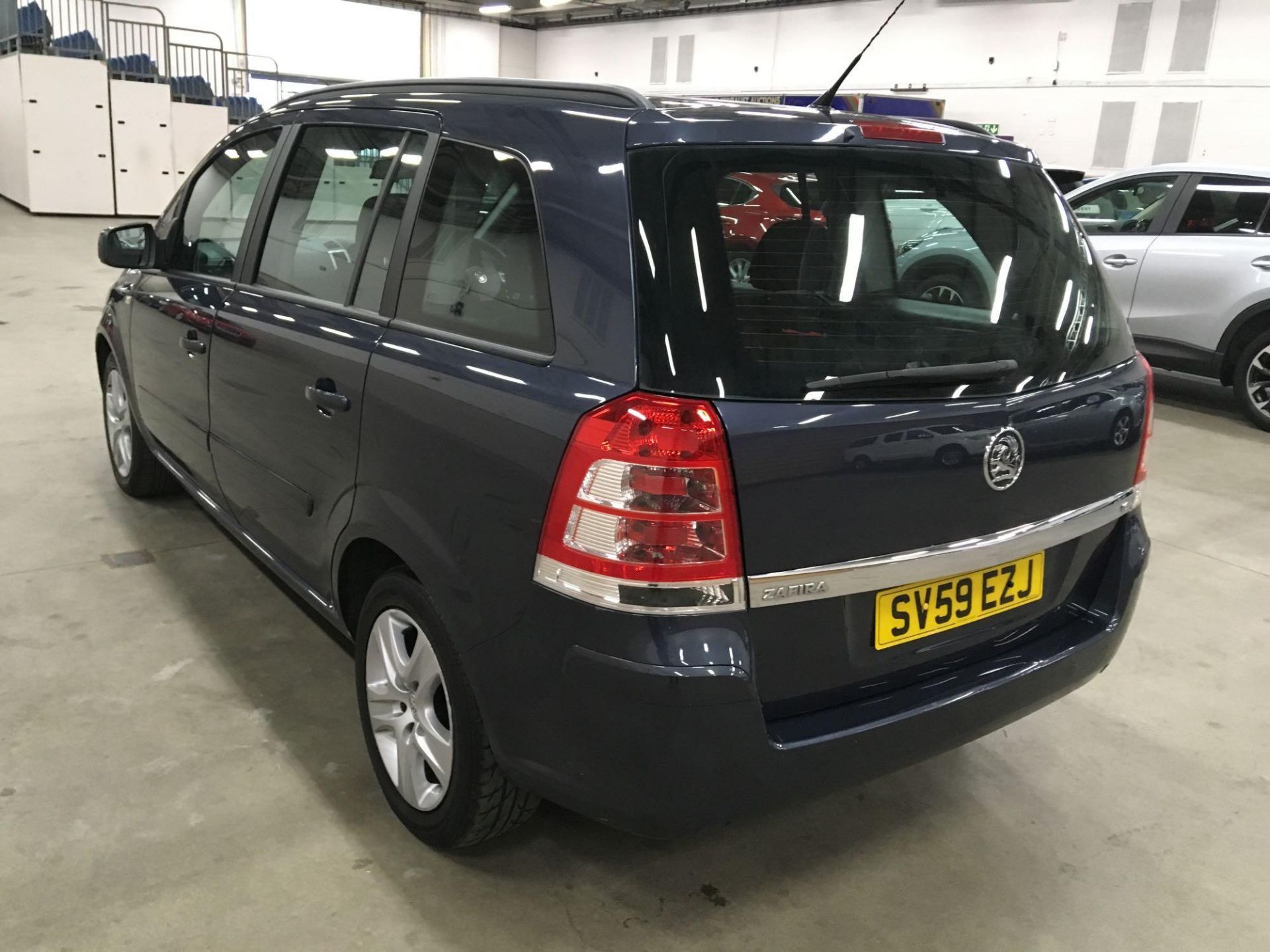 Vauxhall Zafira Exclusiv - 1598cc MPV - Image 3 of 6