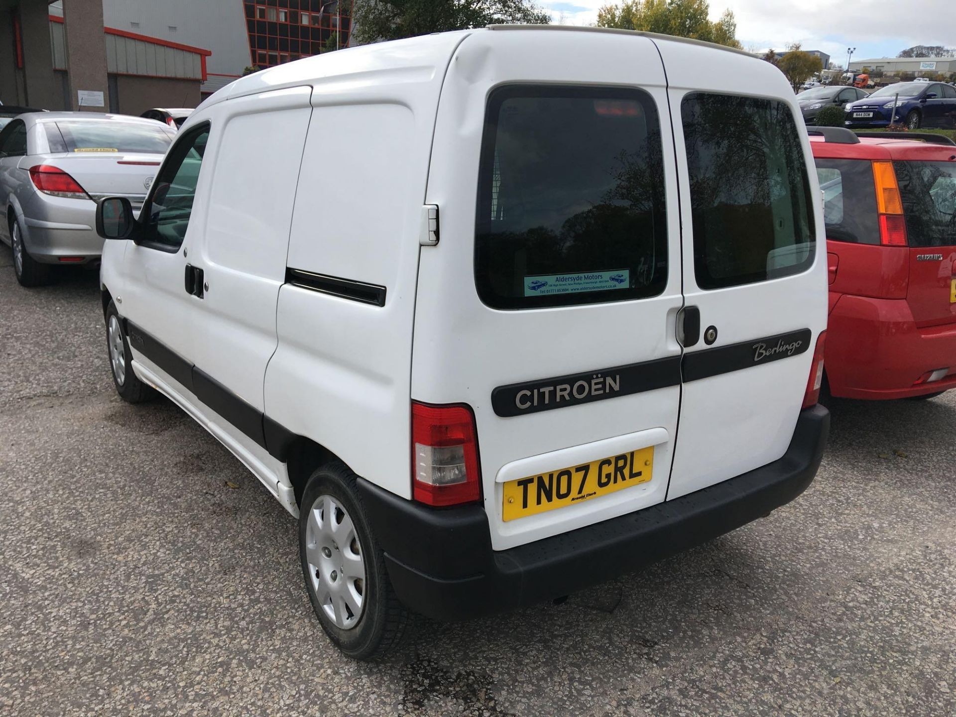 Citroen Berlingo 600 Hdi Lx 75 - 1598cc 2 Door Van - Image 2 of 2