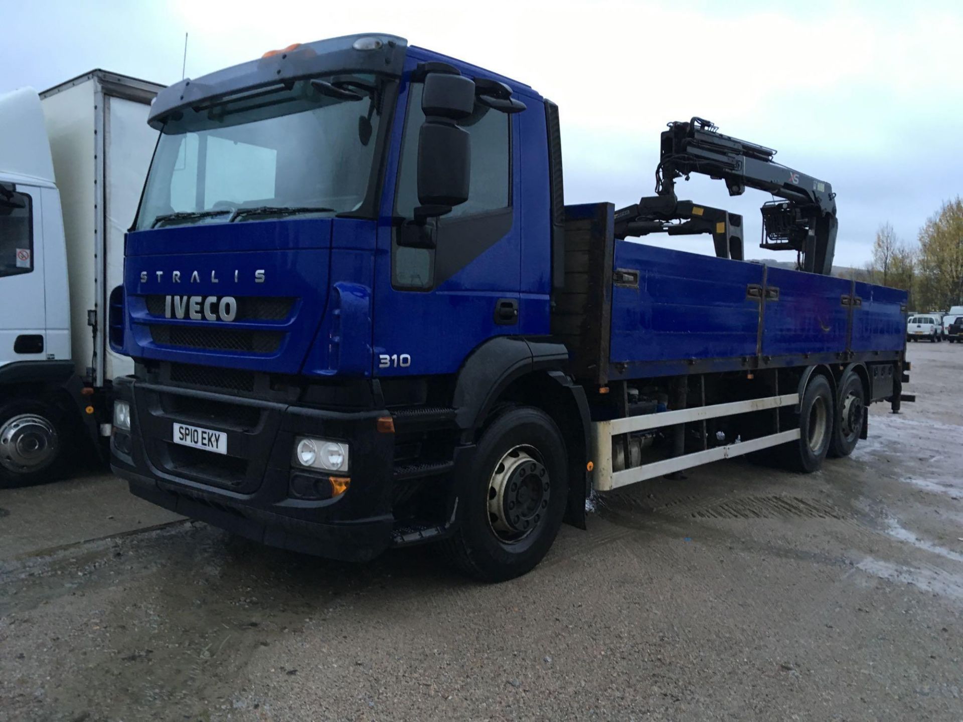 Iveco Stralis Ad260s31y/ps Day - 7790cc 2 Door Truck - Image 2 of 5