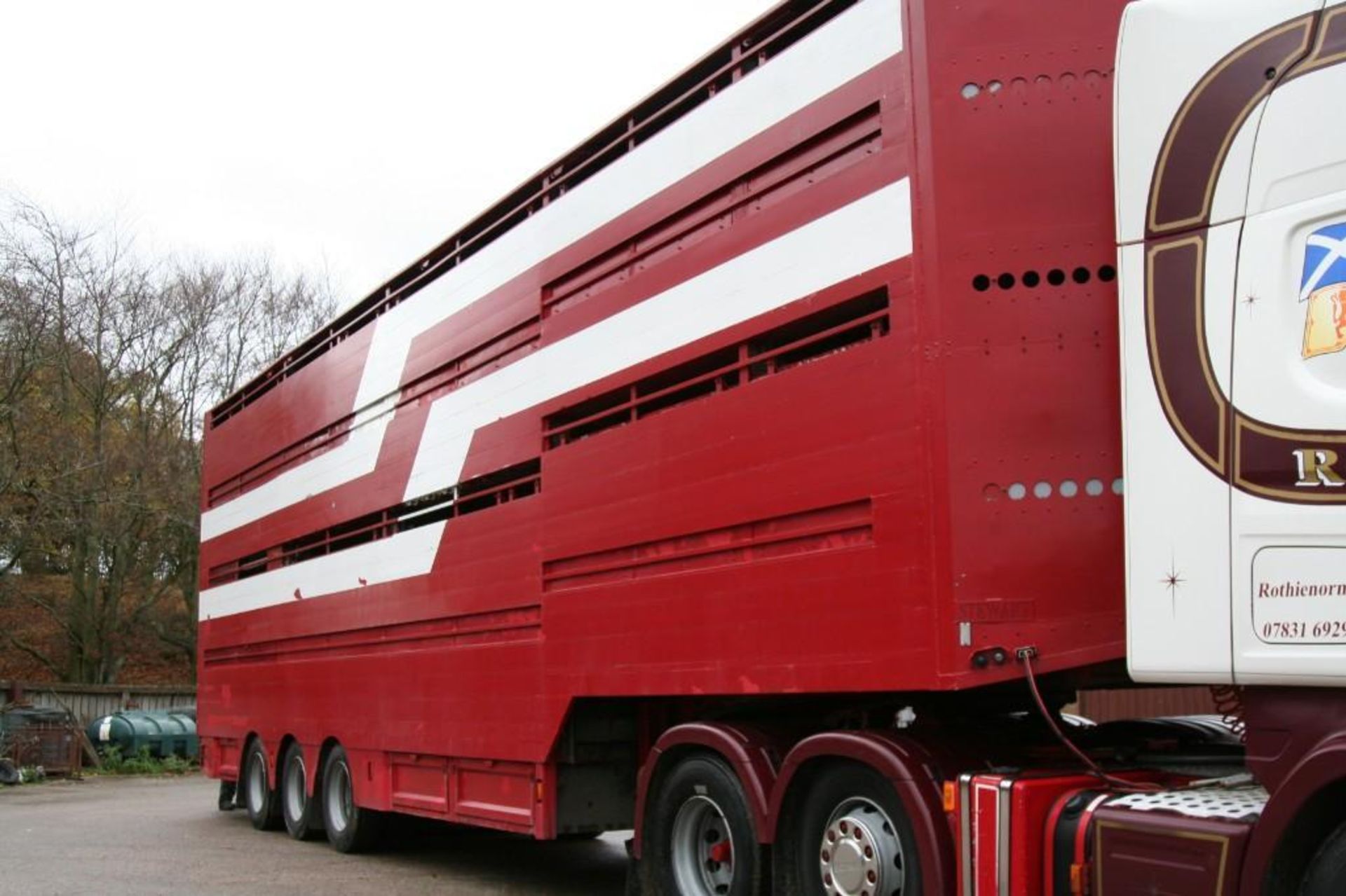 45 FT STEWART LIVESTOCK TRAILER - Image 12 of 37