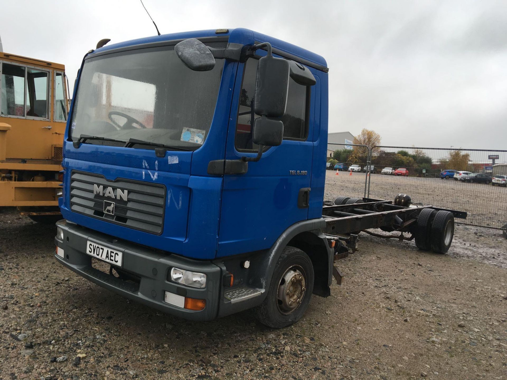 Man Unknown - 4580cc 2 Door Truck - Image 2 of 4