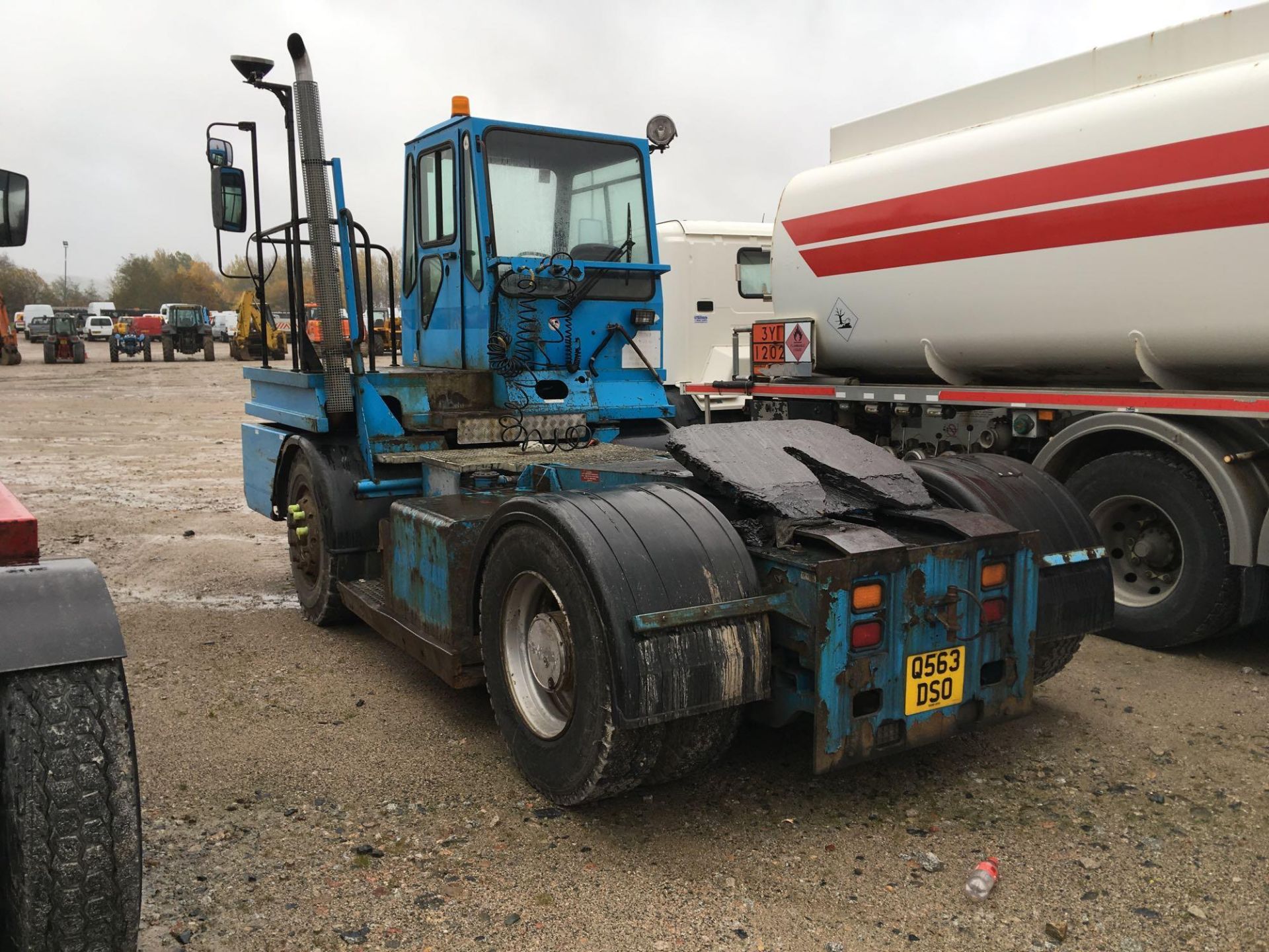 Douglas Tug Master - 5880cc Tractor - Image 3 of 4