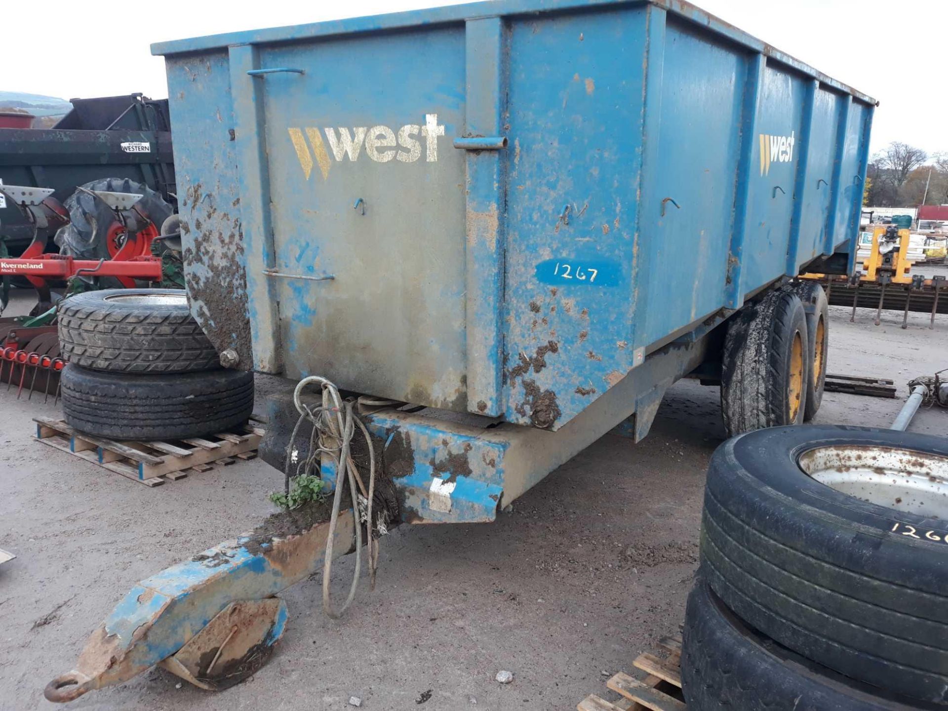 WEST GRAIN TRAILER