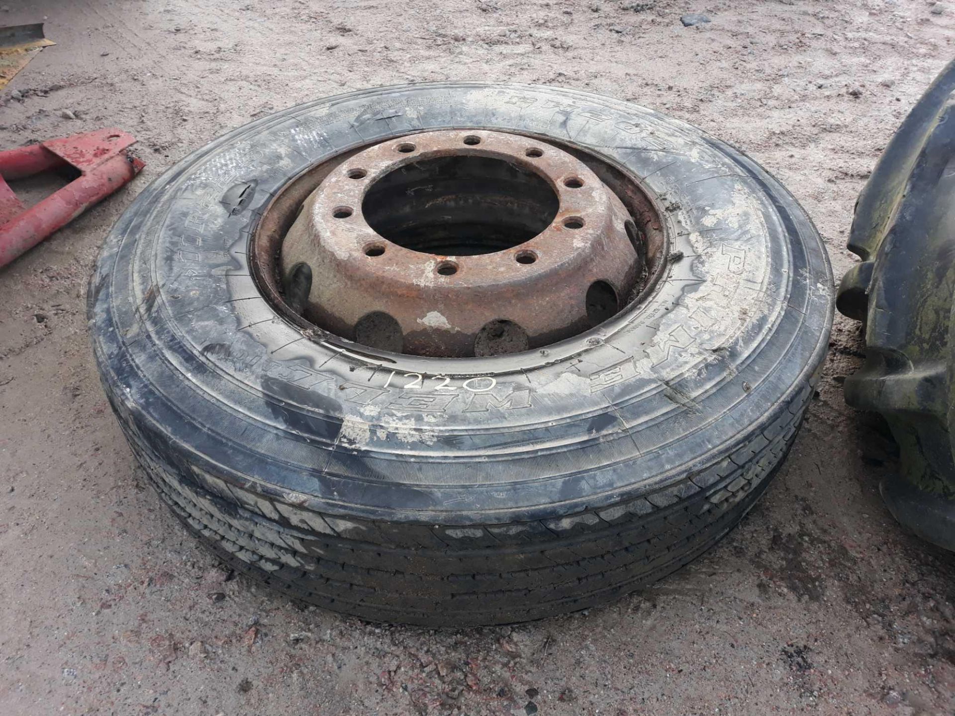 LORRY WHEEL & TYRE