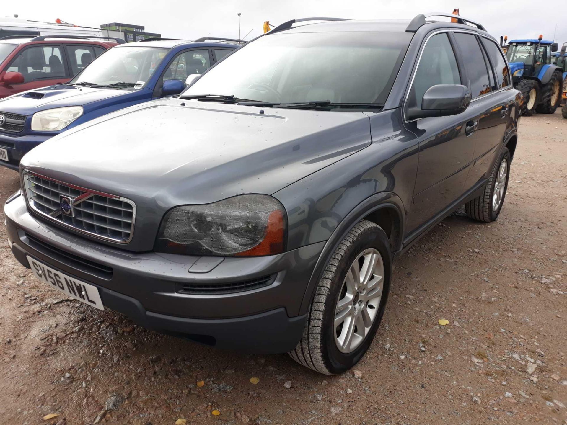 Volvo Xc90 Se D5 Auto - 2401cc Estate - Image 2 of 3