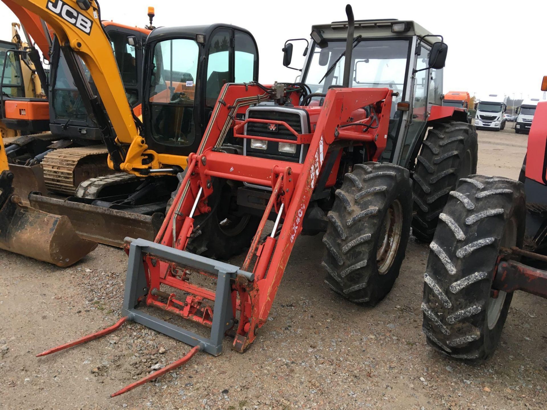 Massey Ferguson 390T - 3860cc Tractor - Image 2 of 4