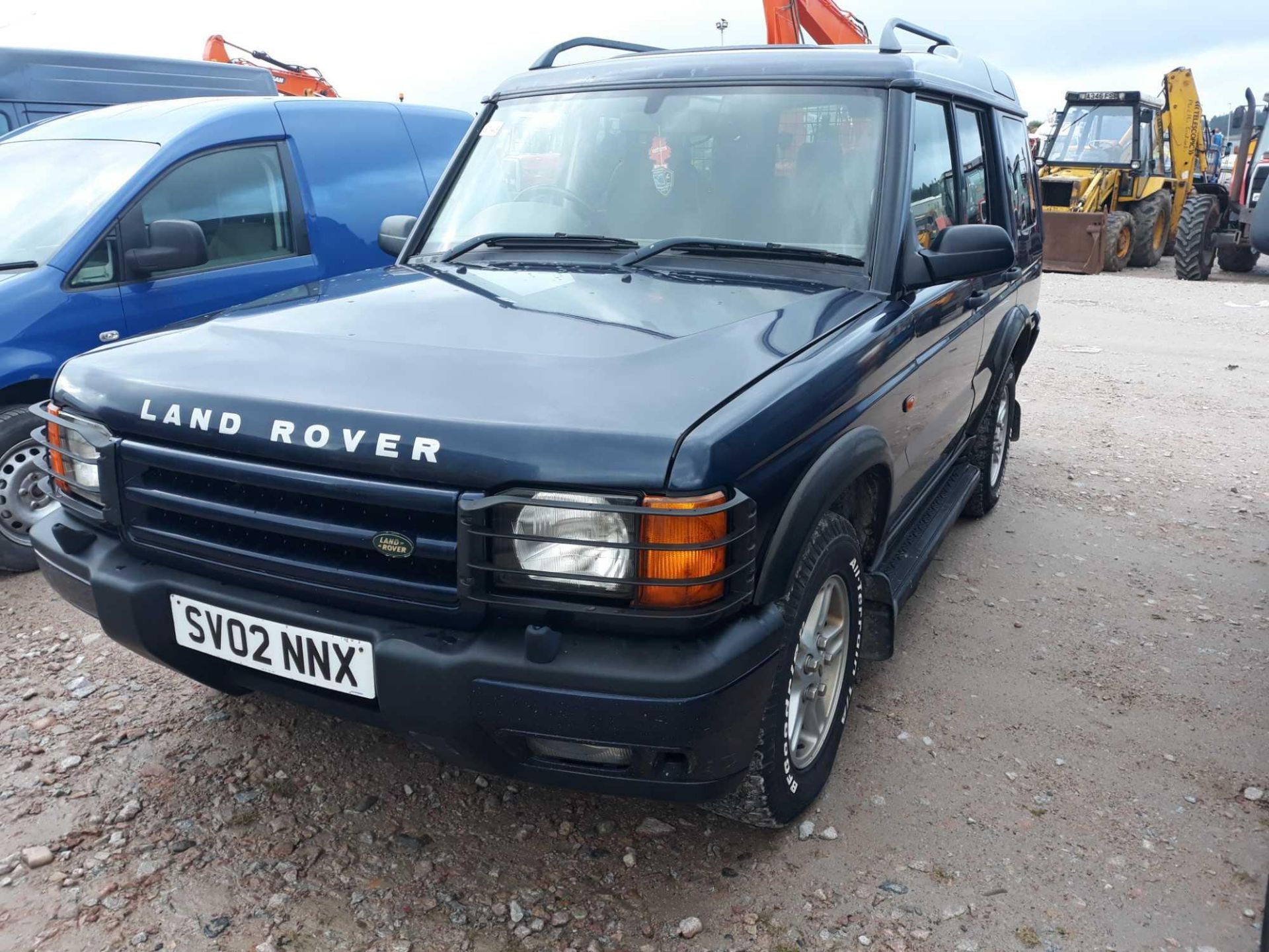 Land Rover Discovery Td5 Gs - 2495cc Estate - Image 2 of 3