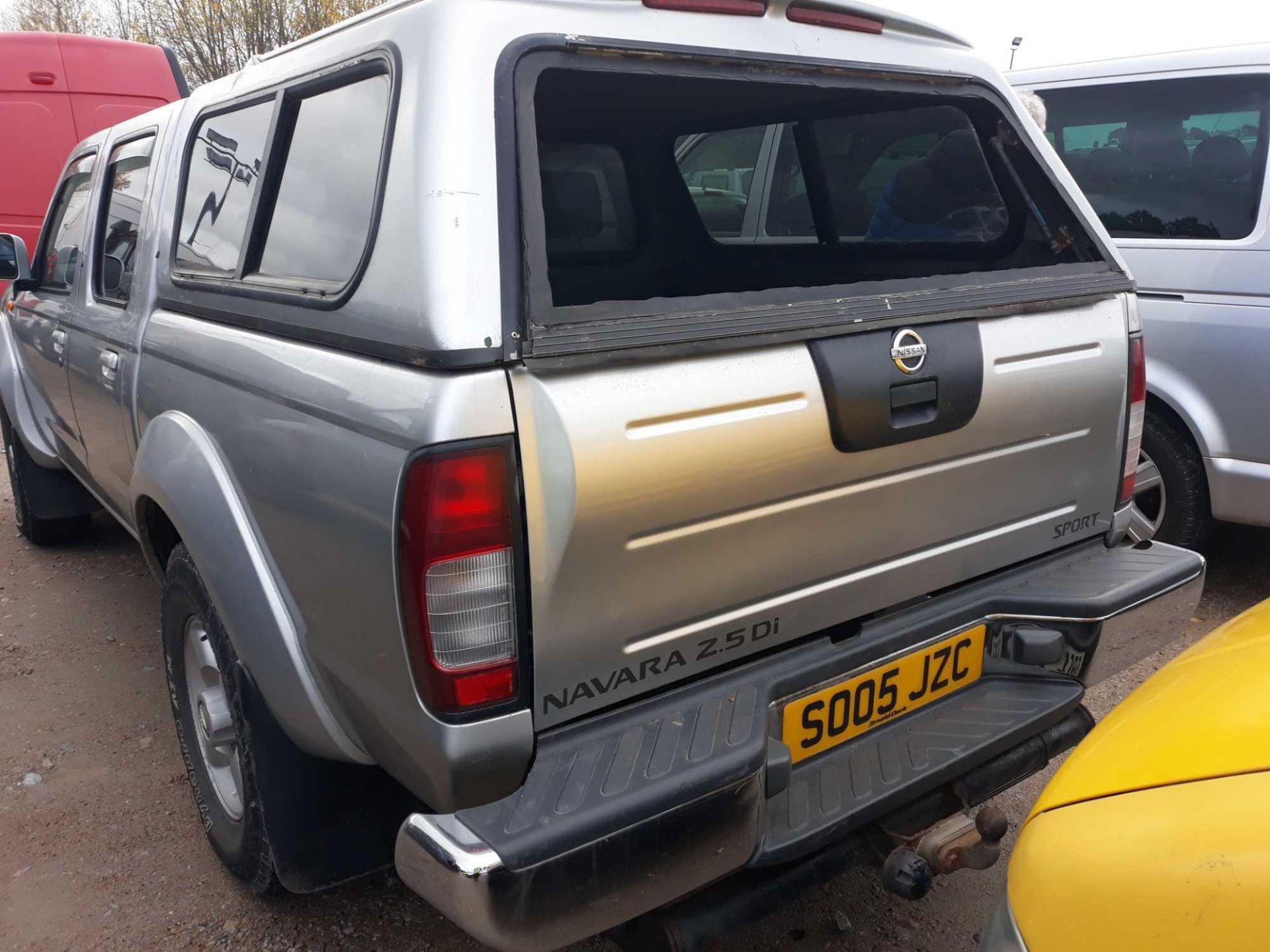 Nissan Navara Sport Di - 2488cc 4 Door Pickup - Image 3 of 3