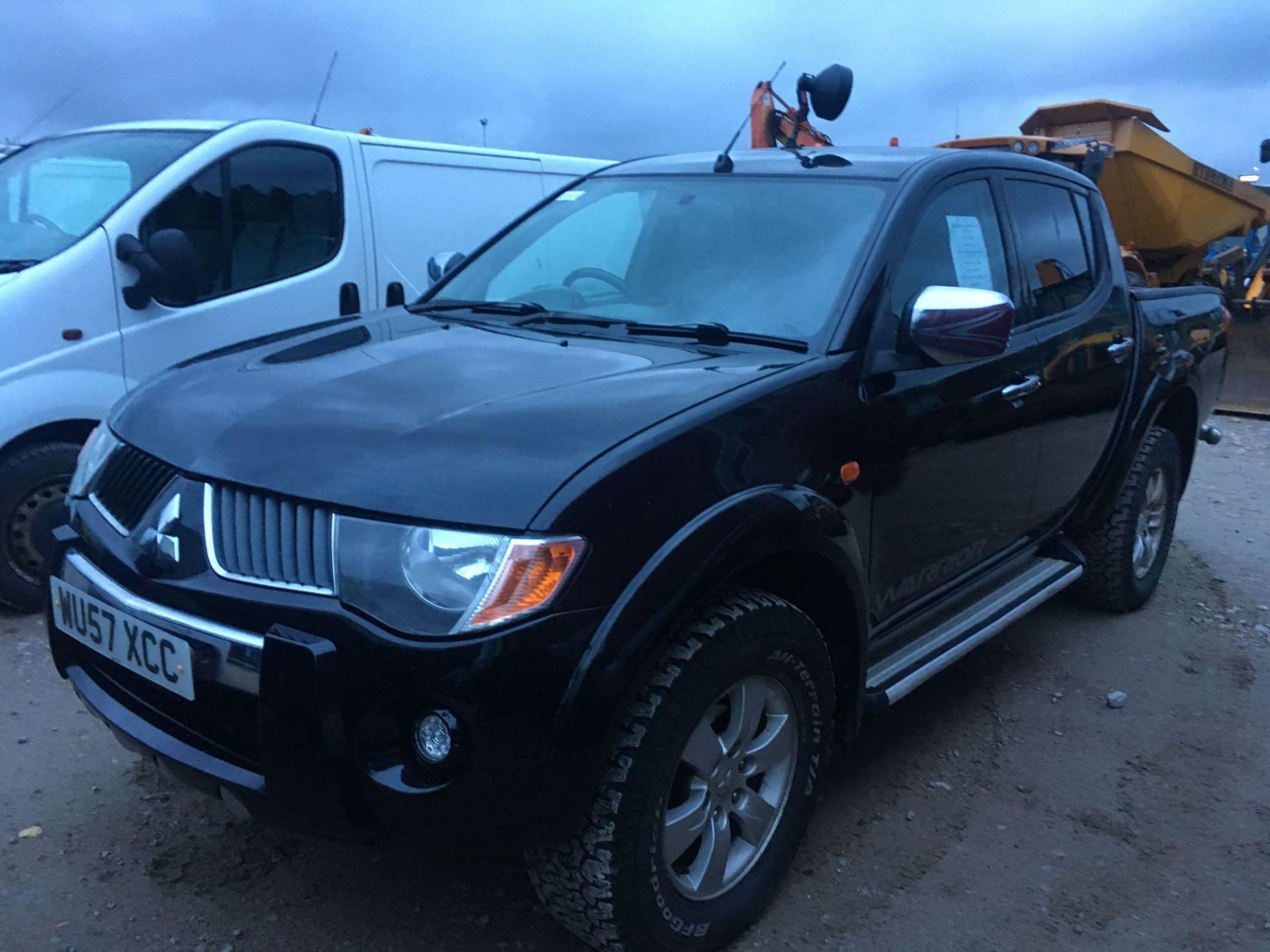 Mitsubishi L200 Warrior Di-d D/c - 2477cc Pickup