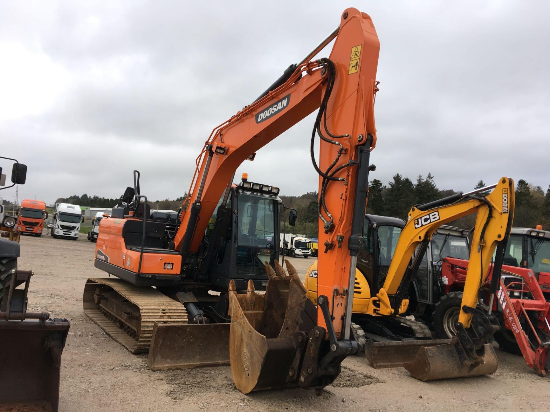 Doosan DX140LCS + 3 Buckets, 2540 Hours, Year 2014, + VAT,