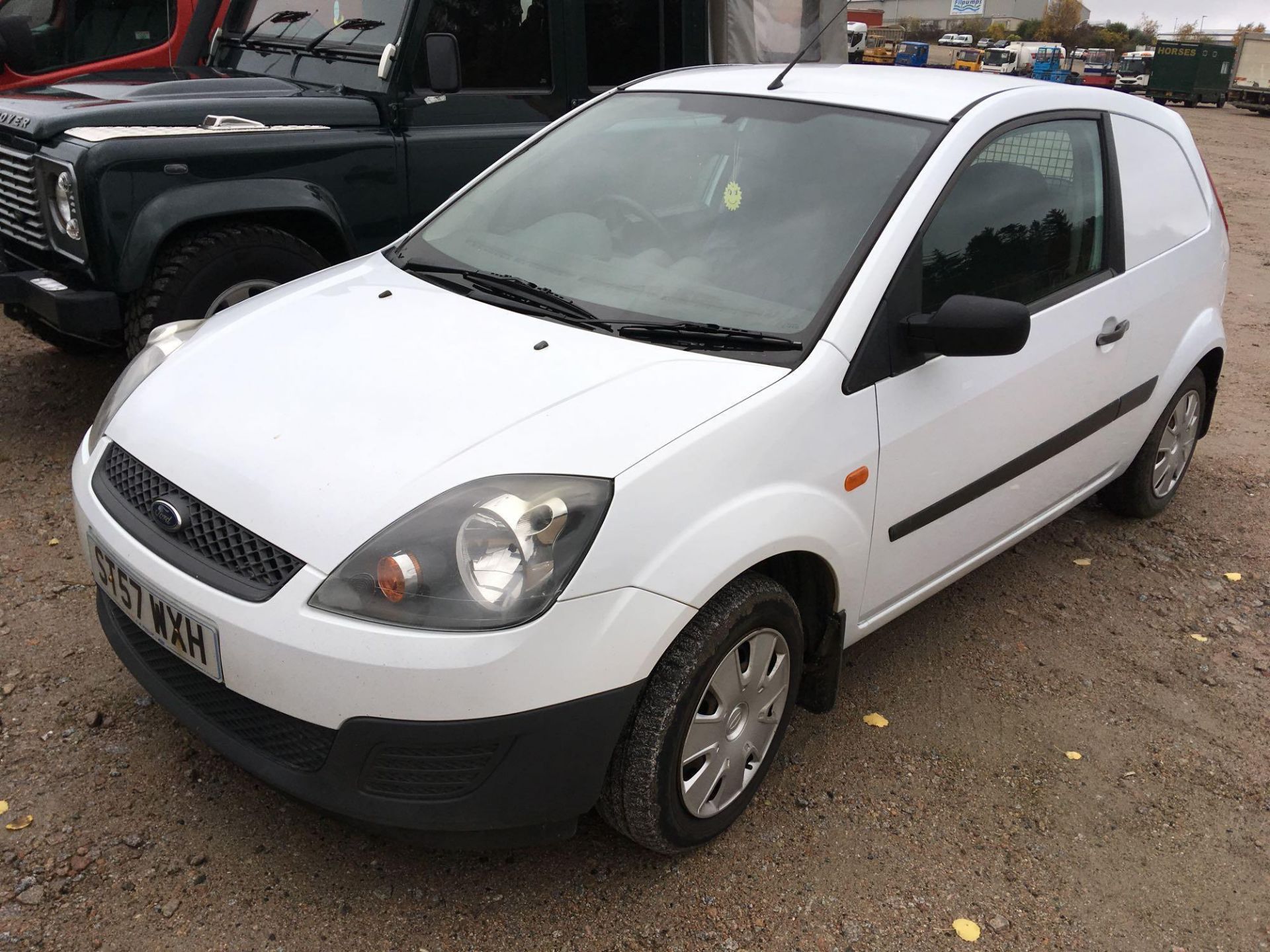 Ford Fiesta Tdci - 1399cc 2 Door Van - Image 2 of 4