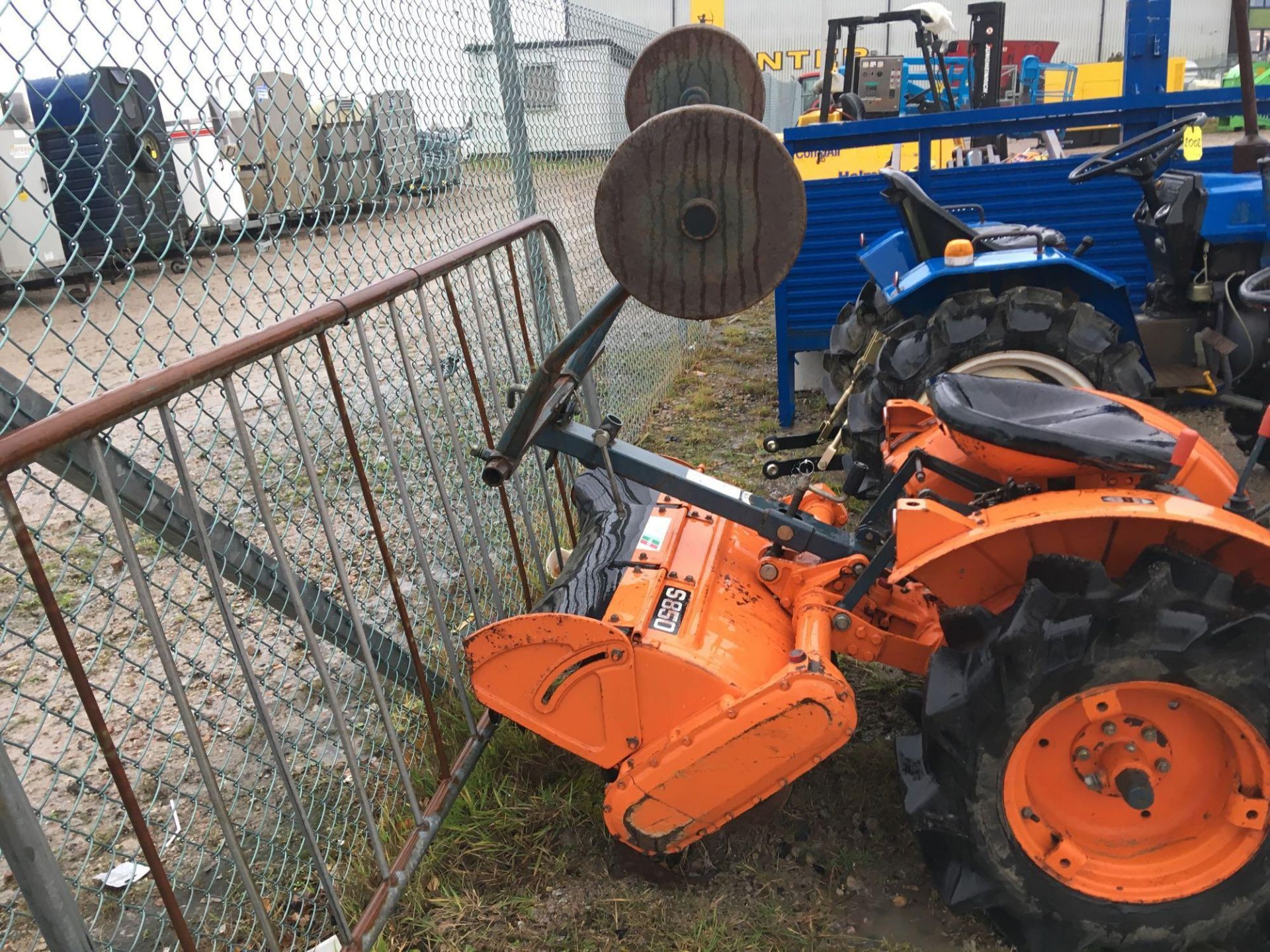 Kubota B6000 4WD C/W Rotovator Key in PC - Image 3 of 3