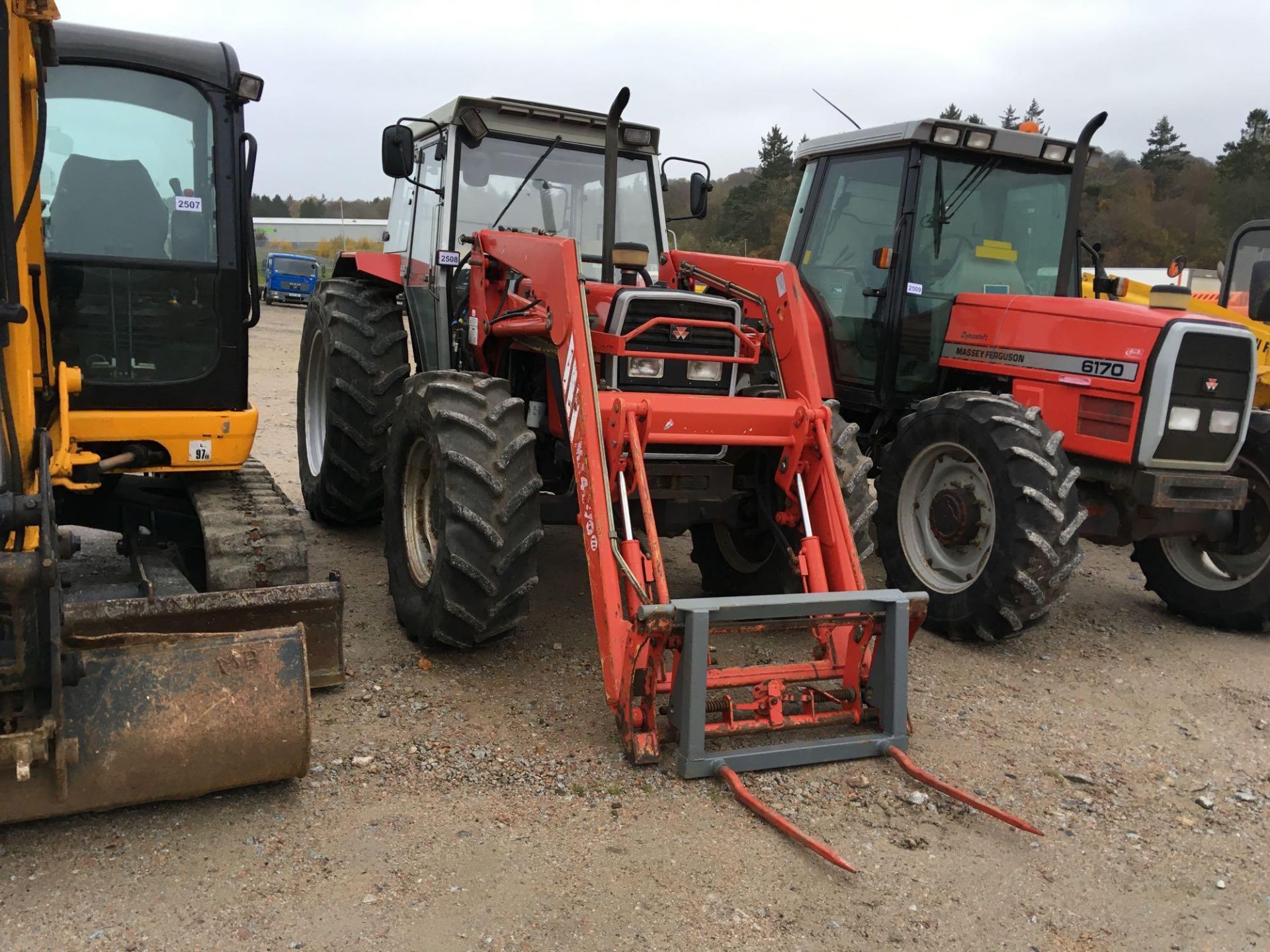 Massey Ferguson 390T - 3860cc Tractor