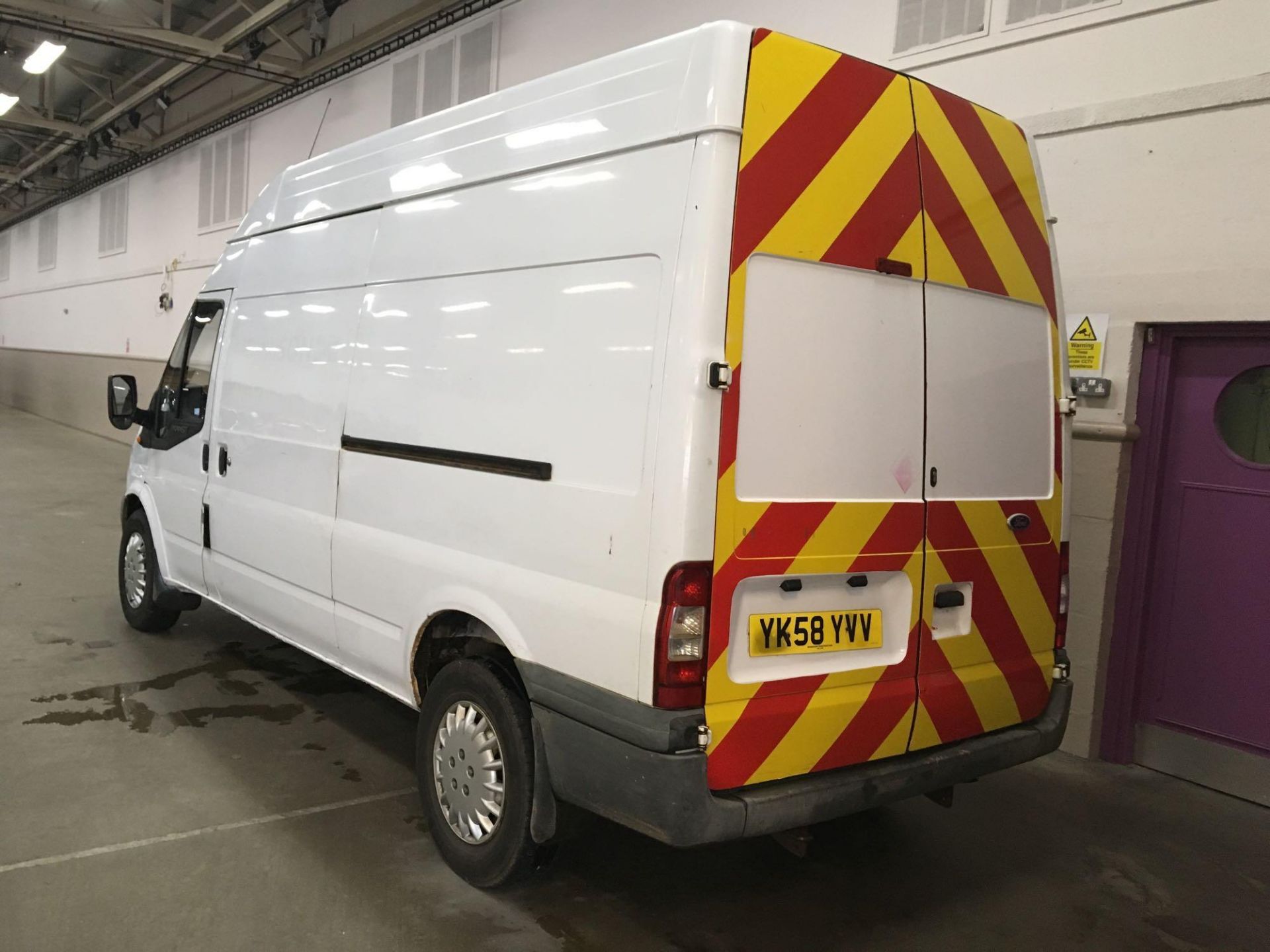 Ford Transit 100 T350l Rwd - 2402cc Van - Image 3 of 4