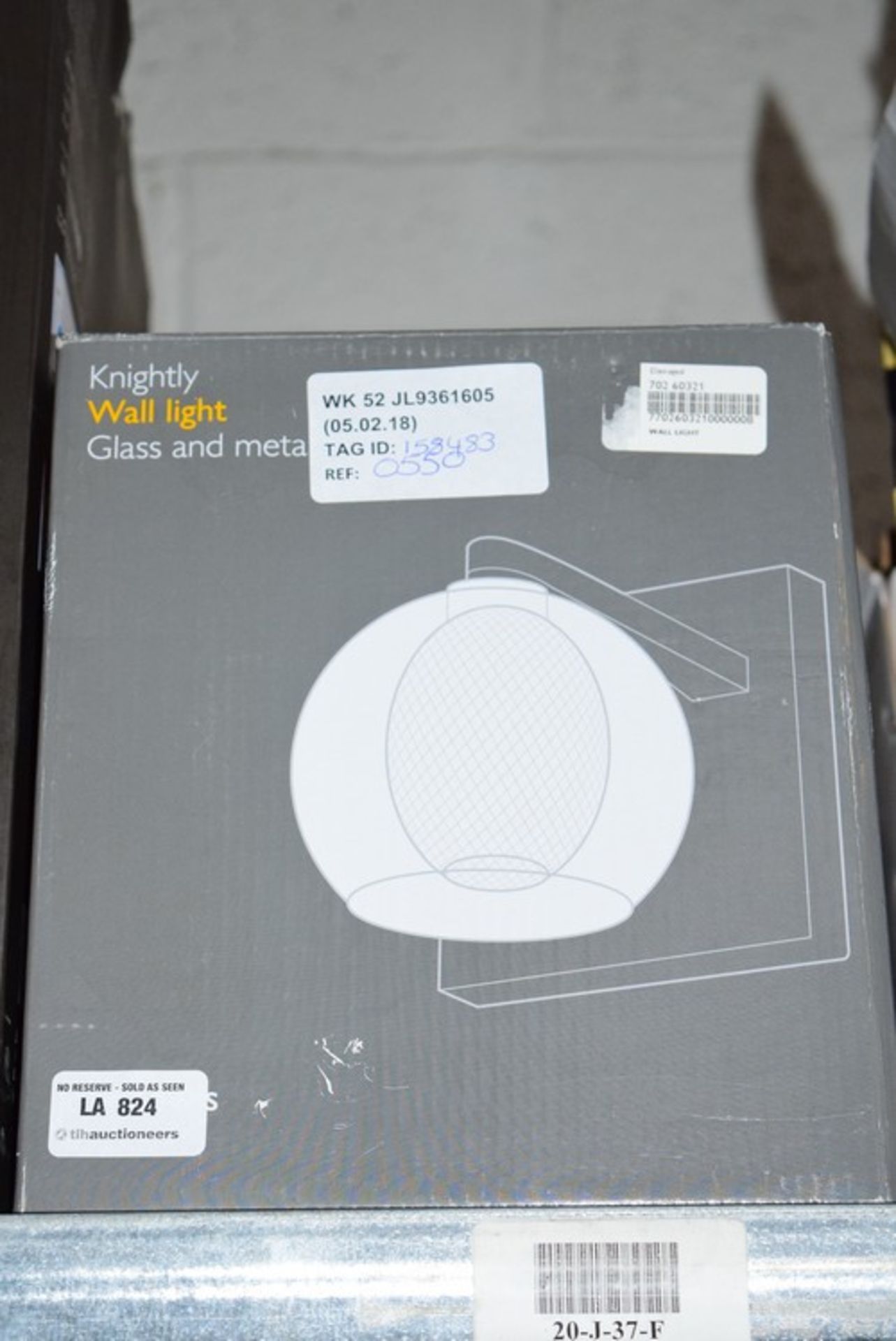 1 x BOXED KNIGHTLEY WALL LIGHT RRP £55 05.02.18 *PLEASE NOTE THAT THE BID PRICE IS MULTIPLIED BY THE