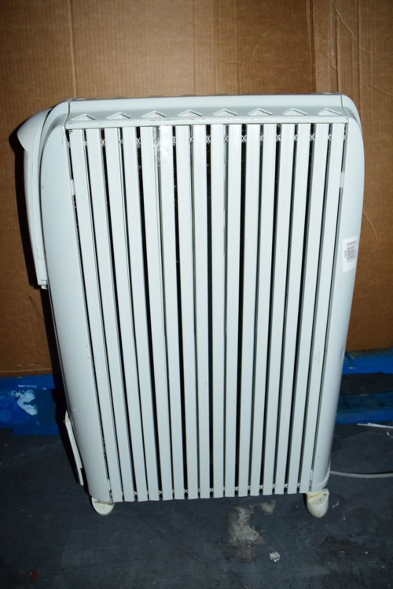 1 x DELONGHI DRAGON S ELECTRIC OIL FILLED RADIATOR RRP £80 05.02.18 292282 *PLEASE NOTE THAT THE BID