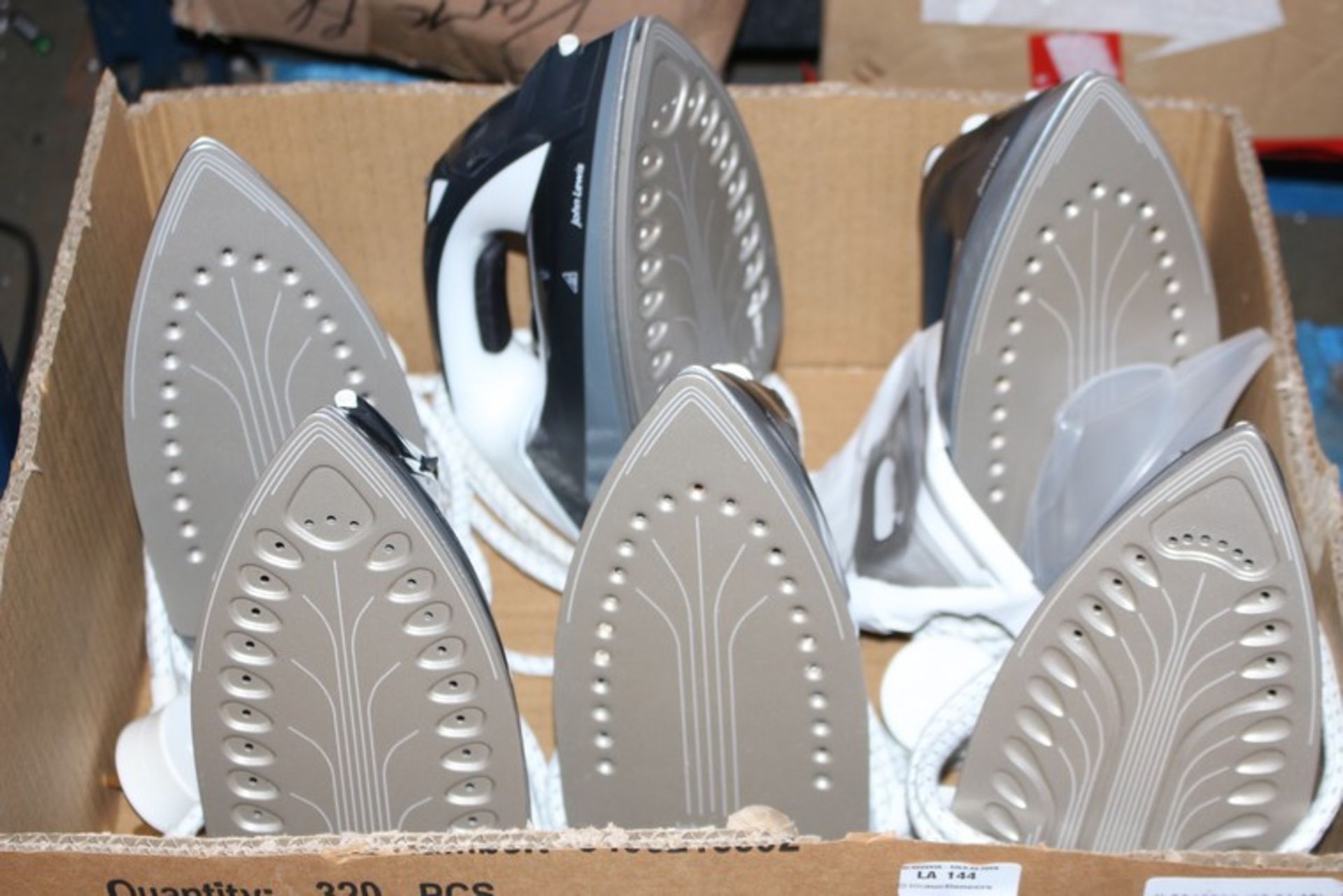 6 x JOHN LEWIS STEAM IRONS (05.01.18) *PLEASE NOTE THAT THE BID PRICE IS MULTIPLIED BY THE NUMBER OF