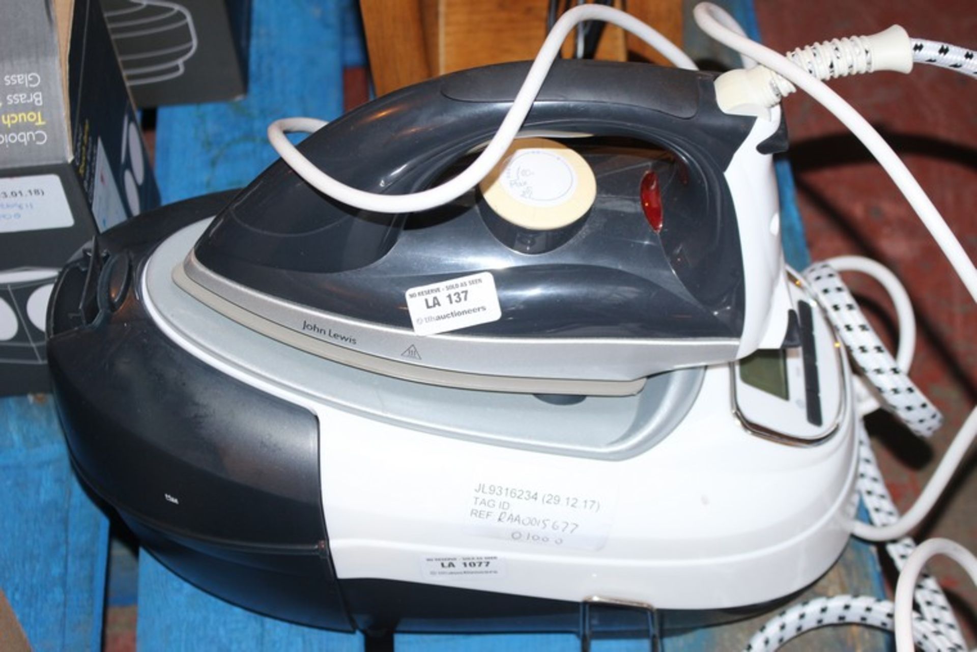 1 x JOHN LEWIS STEAM GENERATOR IRON RRP £100 (29.12.17) *PLEASE NOTE THAT THE BID PRICE IS