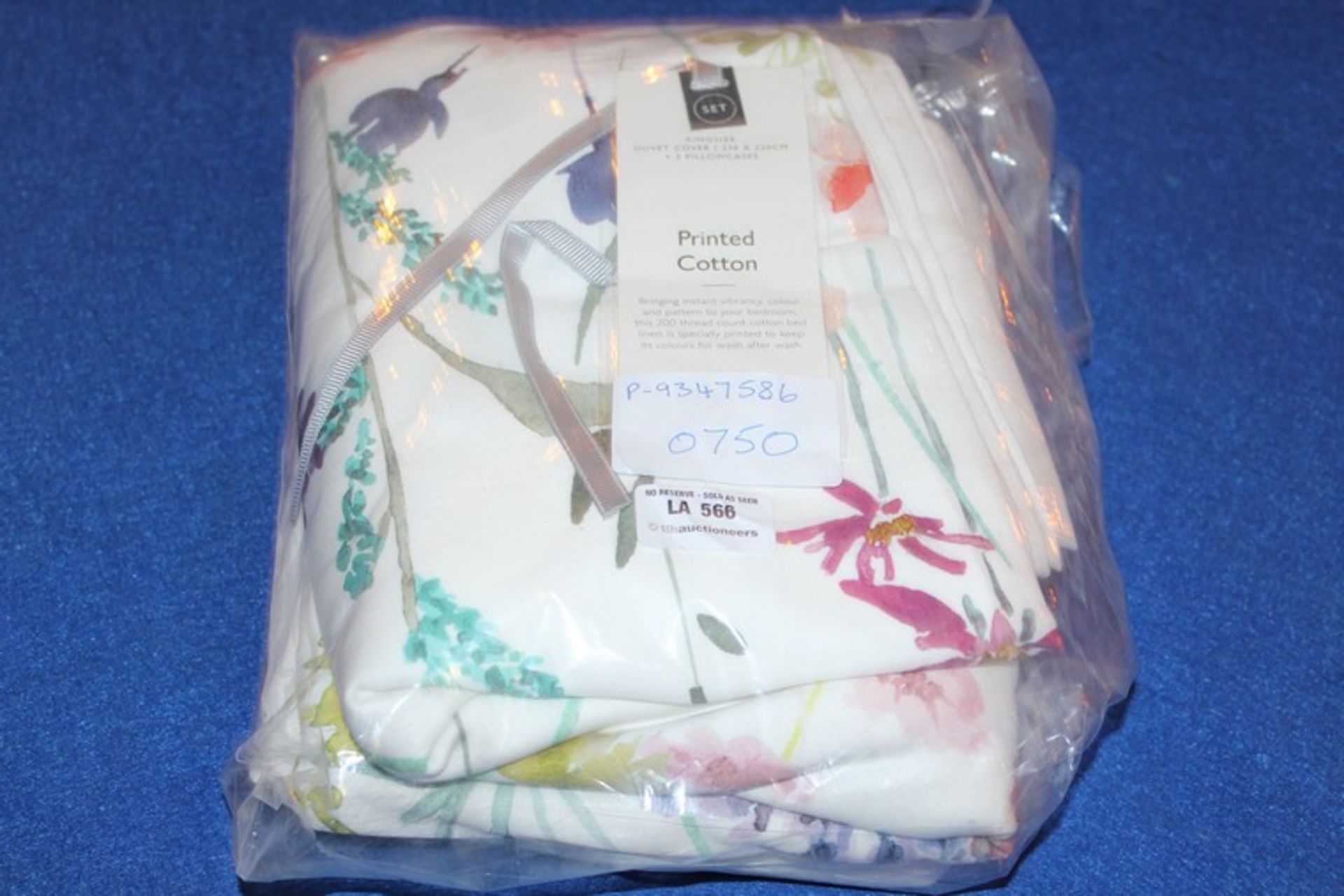 1 x PRINTED COTTON DUVET SET IN KING SIZE RRP £60 *PLEASE NOTE THAT THE BID PRICE IS MULTIPLIED BY