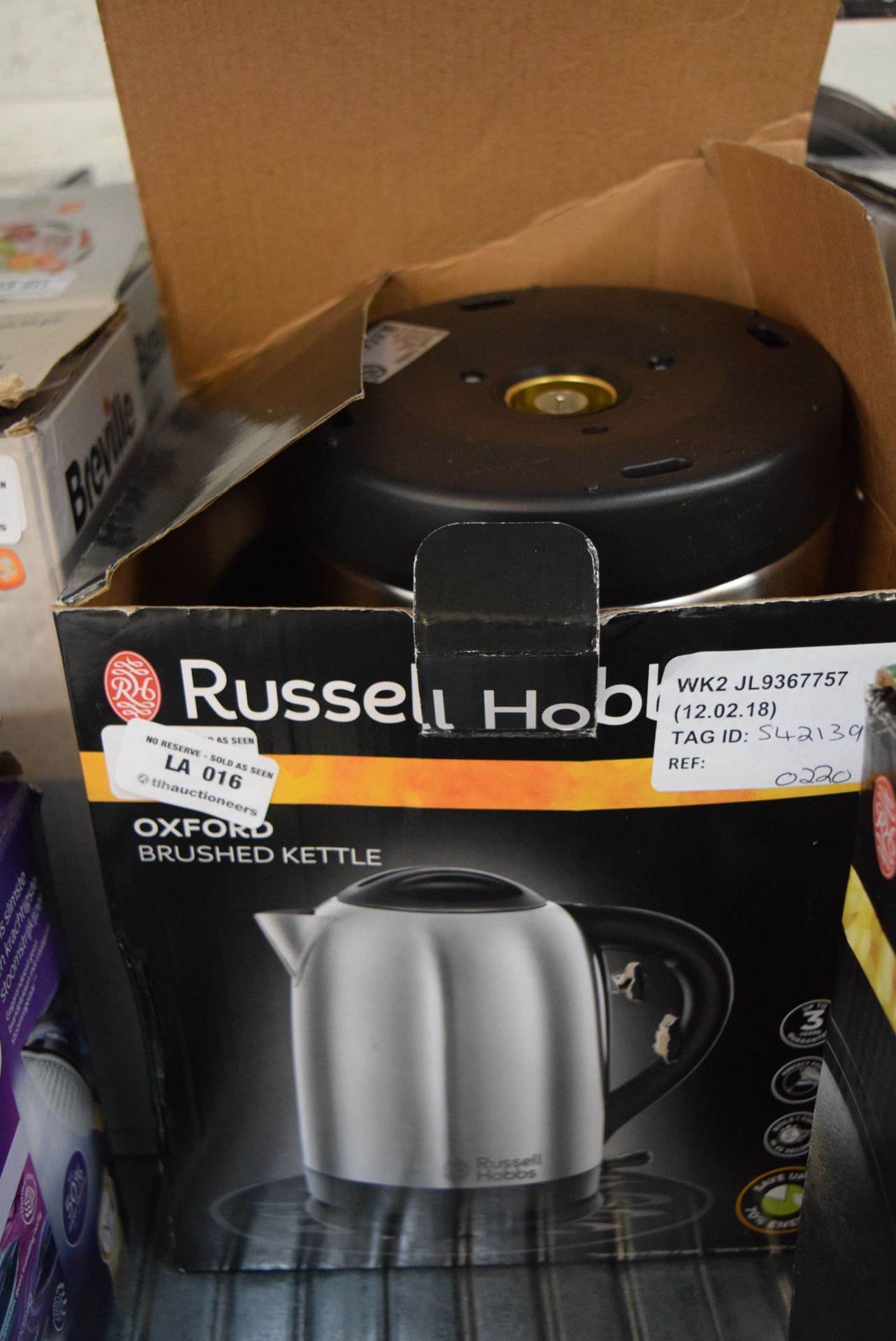 1 x RUSSELL HOBBS BRUSHED KETTLE RRP £20 12.02.18 542139 *PLEASE NOTE THAT THE BID PRICE IS