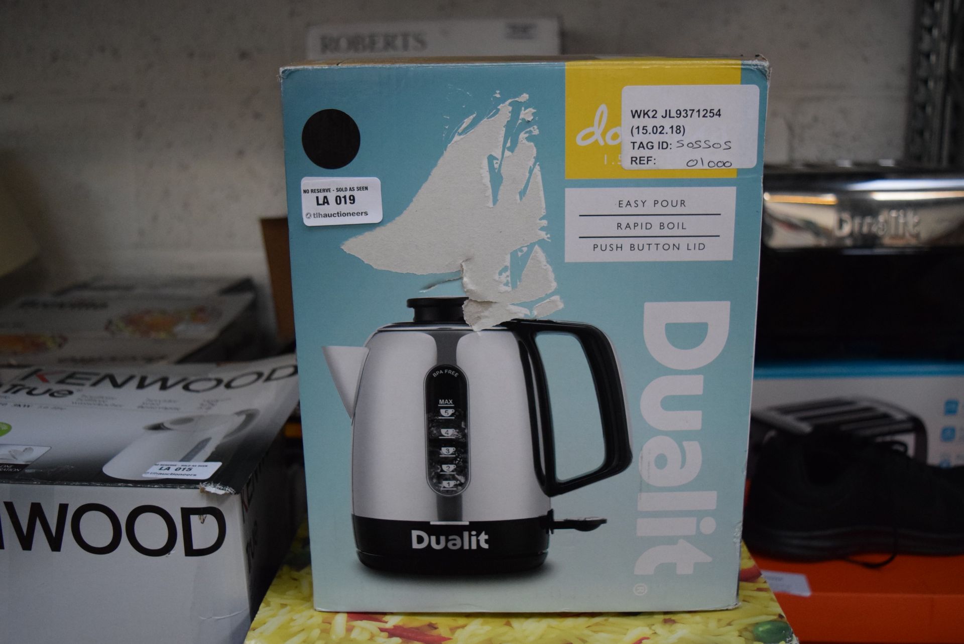 1 x BOXED DUALIT KETTLE RRP £100 15.02.18 505505 *PLEASE NOTE THAT THE BID PRICE IS MULTIPLIED BY