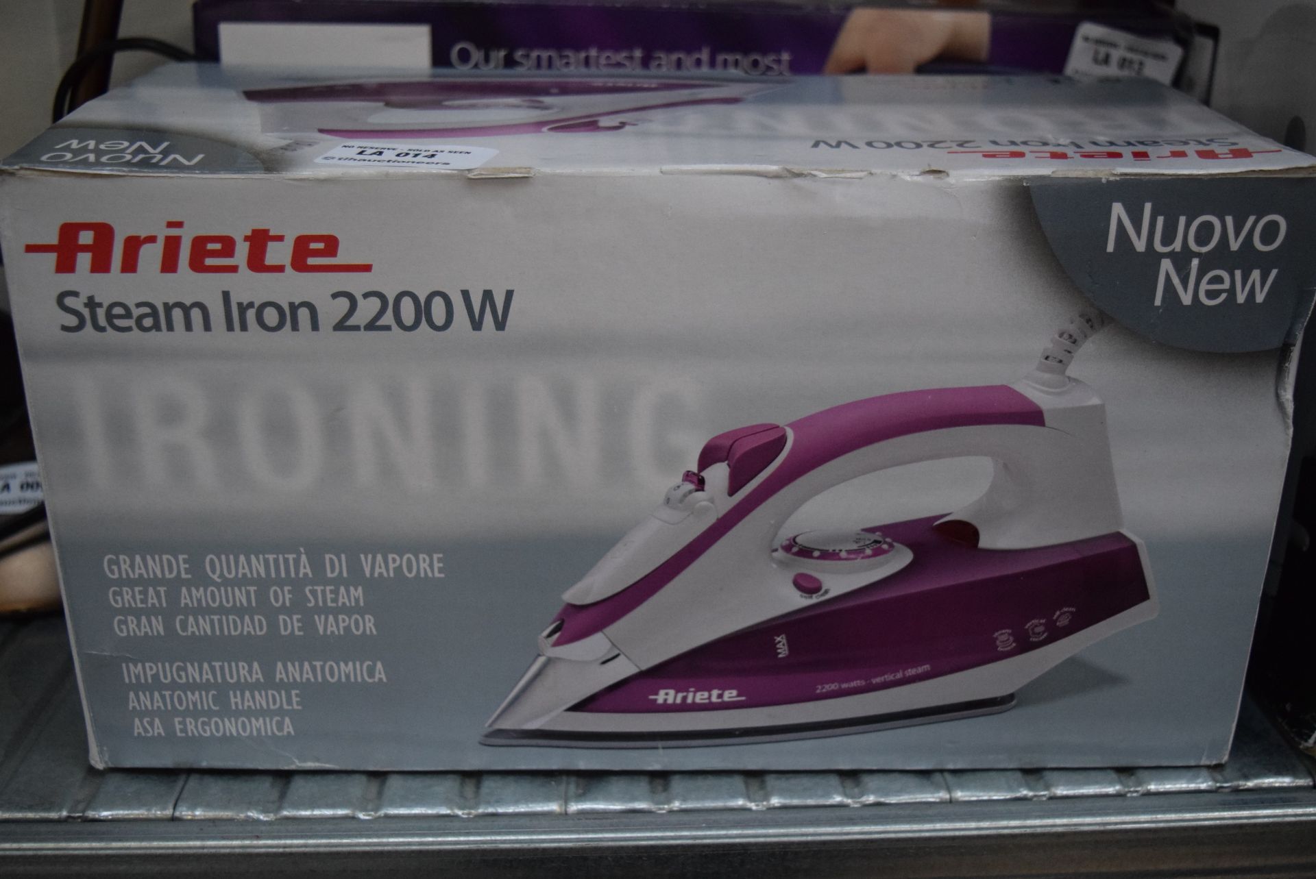 1 x BOXED ARIETE 2200W STEAM IRON RRP £35 06.03.18 *PLEASE NOTE THAT THE BID PRICE IS MULTIPLIED