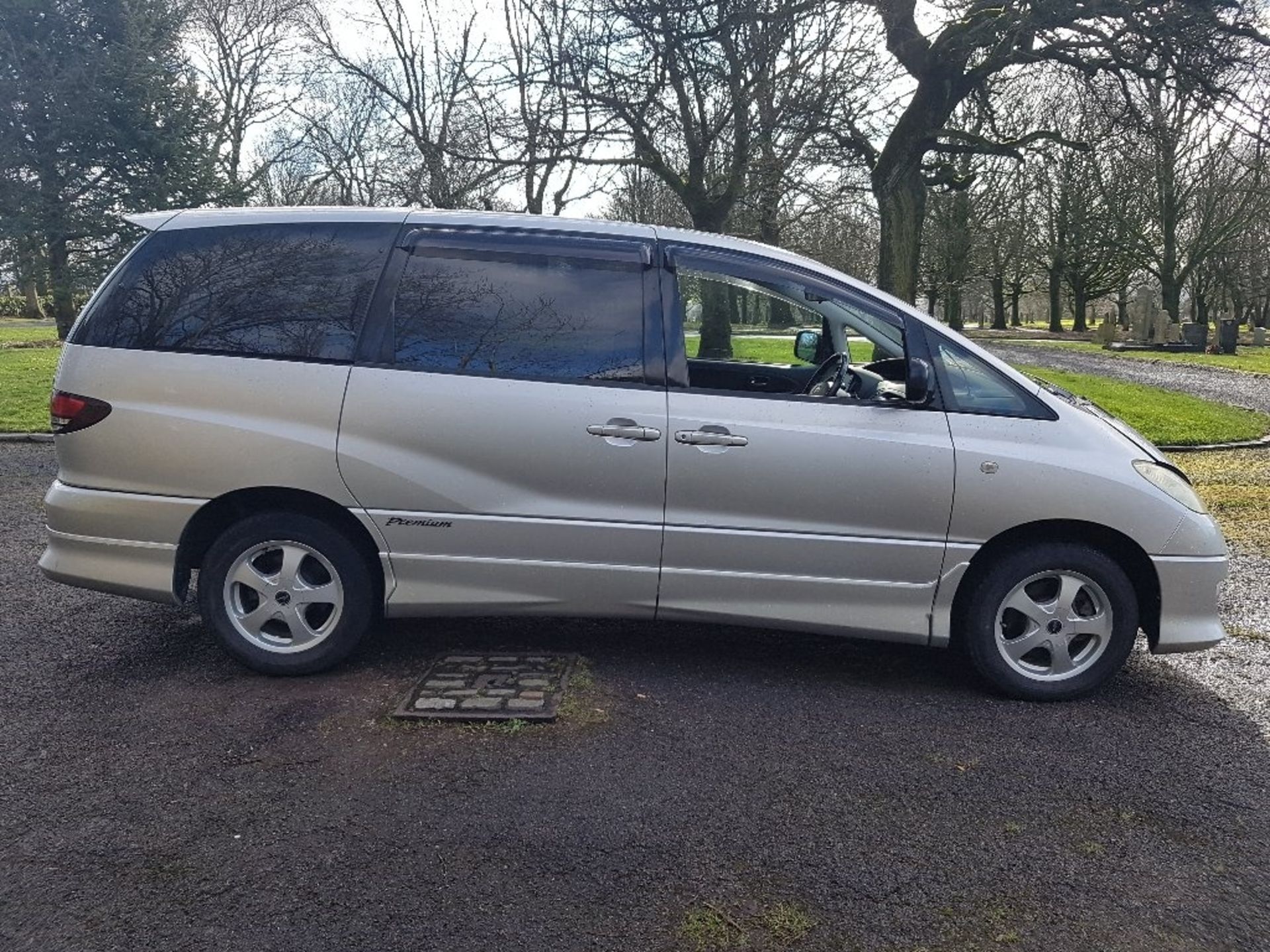 TOYOTA, ESTIMA AERAS 2.4, 2005 MODEL, UNREGISTERED (READY TO REGISTER IN UK), 2.4 LITRE, PETROL, - Image 8 of 20