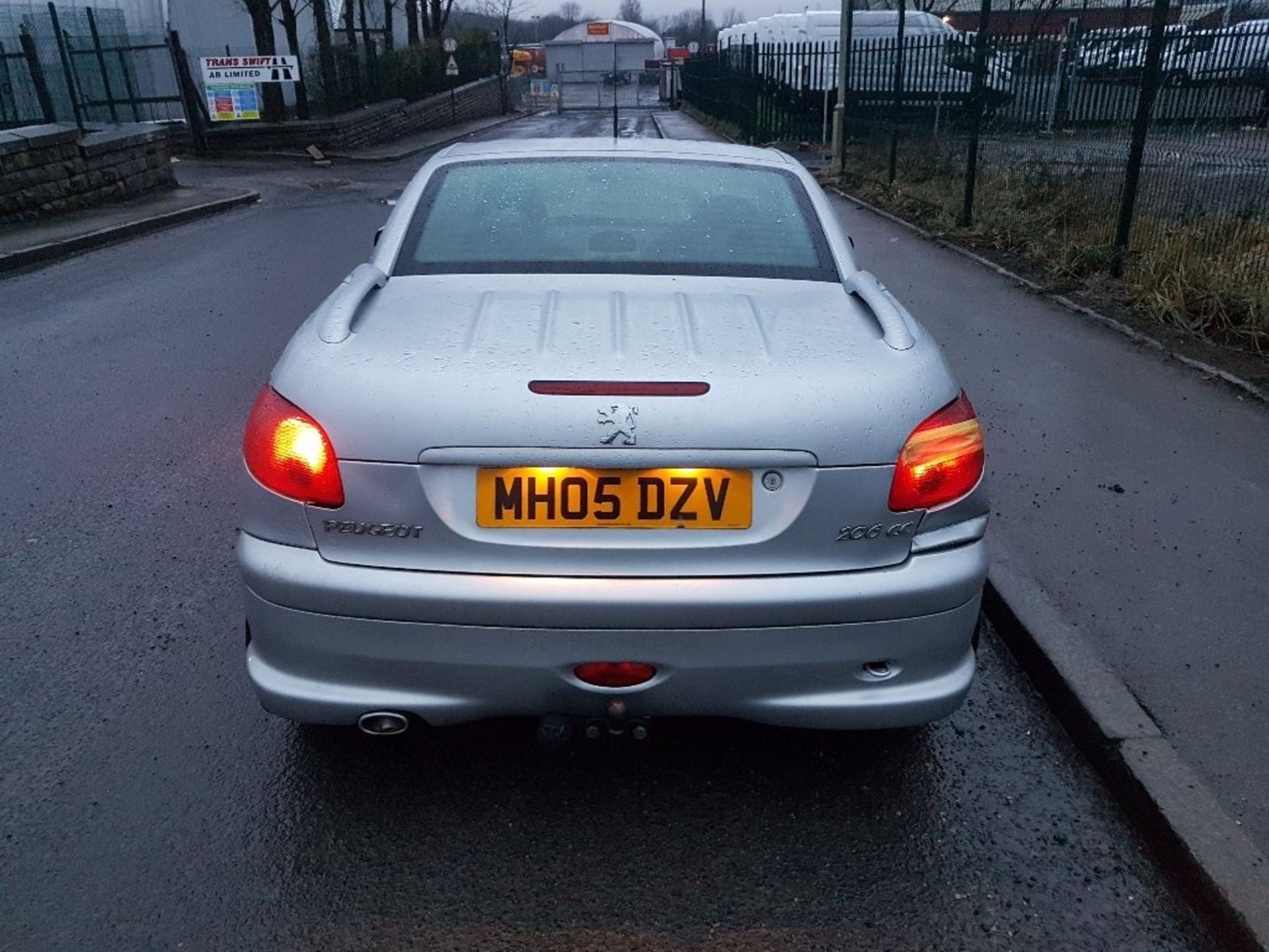 PEUGEOT, 206CC ALLURE HDI, MH05 DZV, FIRST DATE OF REGISTRATION 15/08/2005, 1.6 LITRE, DIESEL, - Image 4 of 14