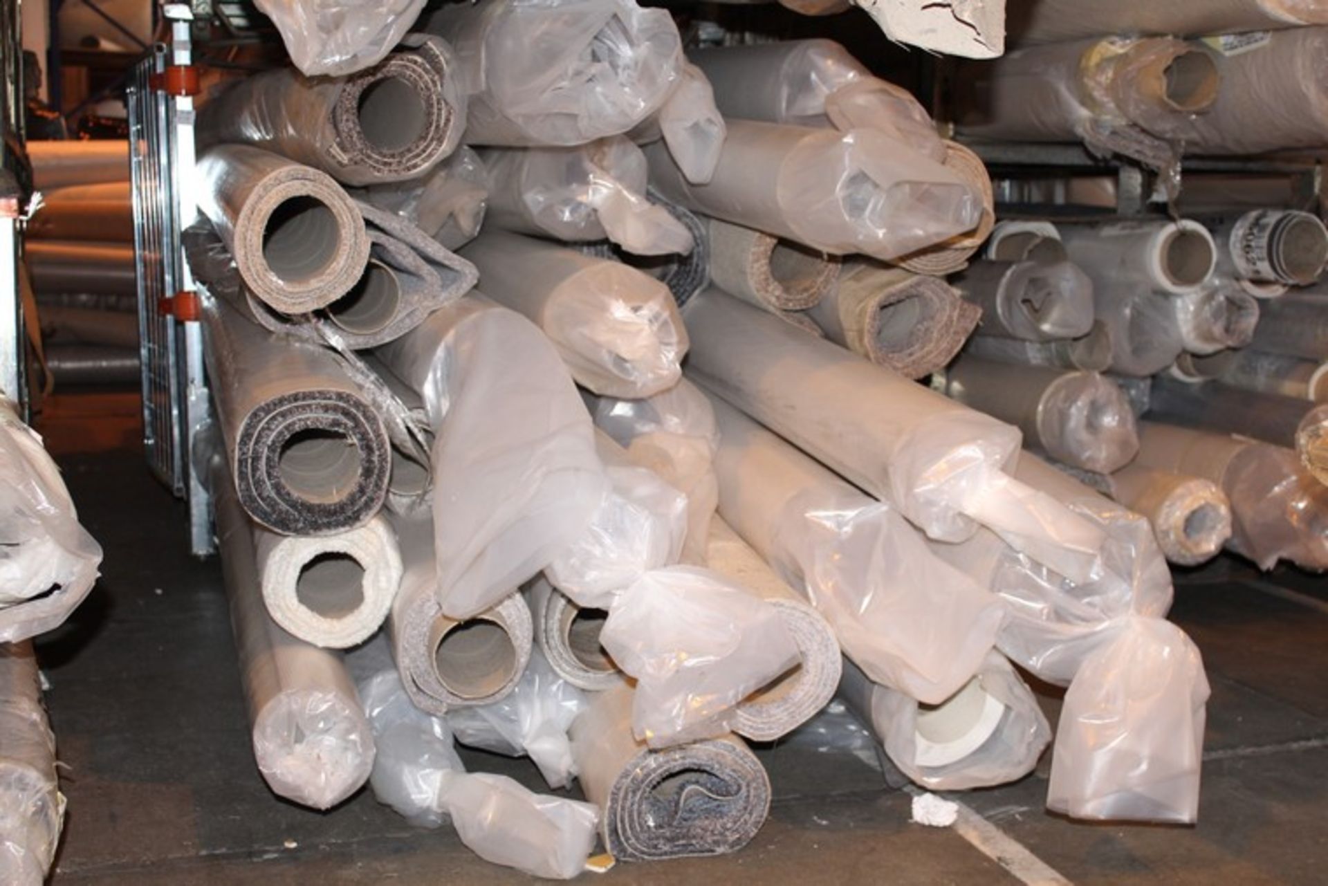 CAGE TO CONTAIN 36 ASSORTED ROLLS OF DESIGNER CARPET/LINO IN VARIOUS STYLES AND SIZES **VIEWING IS