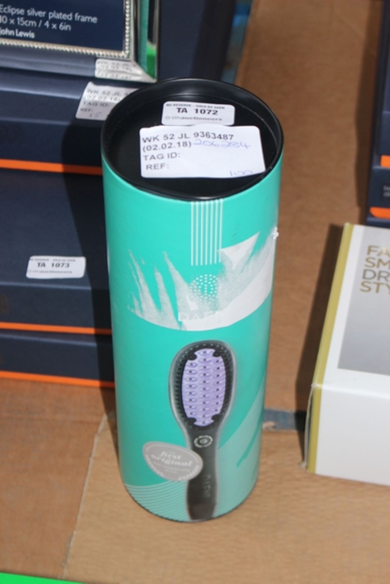 1X DAFNI HAIR BRUSH RRP £100 (02/02/18) (206284)