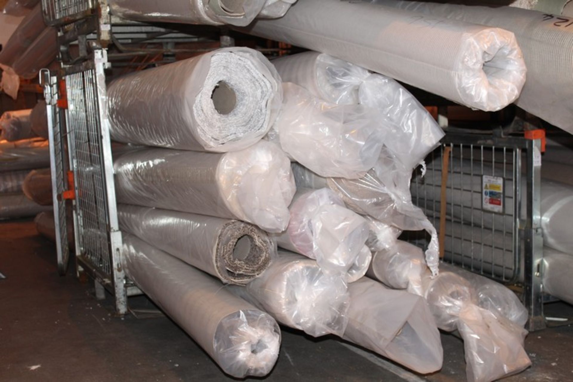 CAGE TO CONTAIN 16 ASSORTED ROLLS OF DESIGNER CARPET/LINO IN VARIOUS STYLES AND SIZES **VIEWING IS