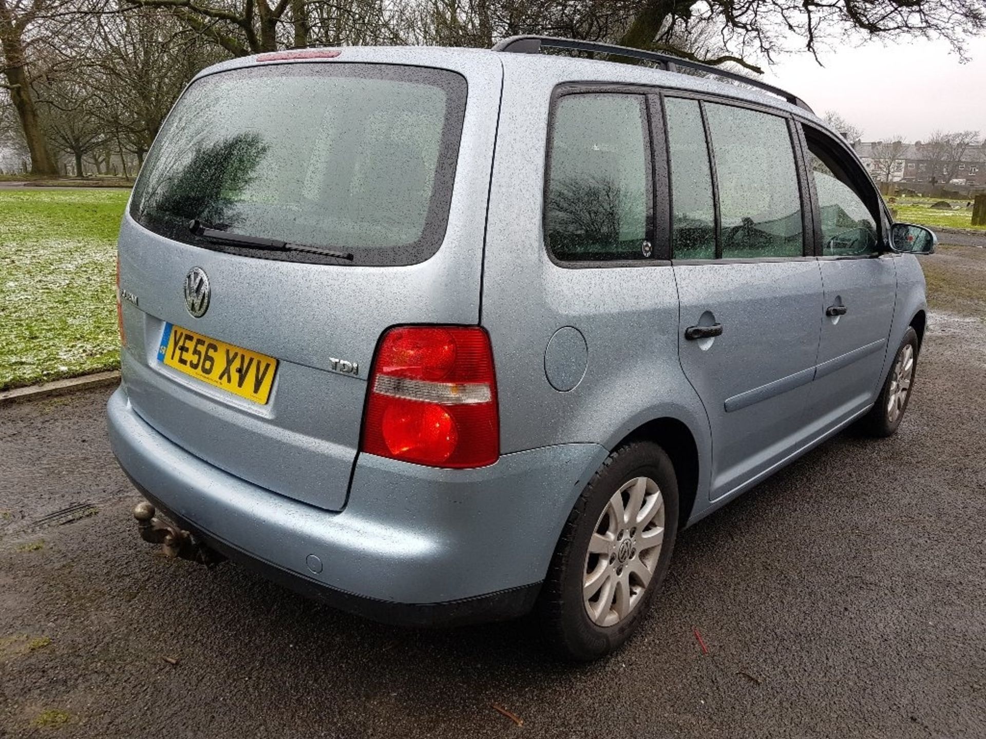 VOLKSWAGEN, TOURAN S TDI, YE56 XXX, 1-9 LTR, DIESEL, MANUAL, 5 DOOR MPV, 27.11.2006, CURRENT - Image 5 of 12