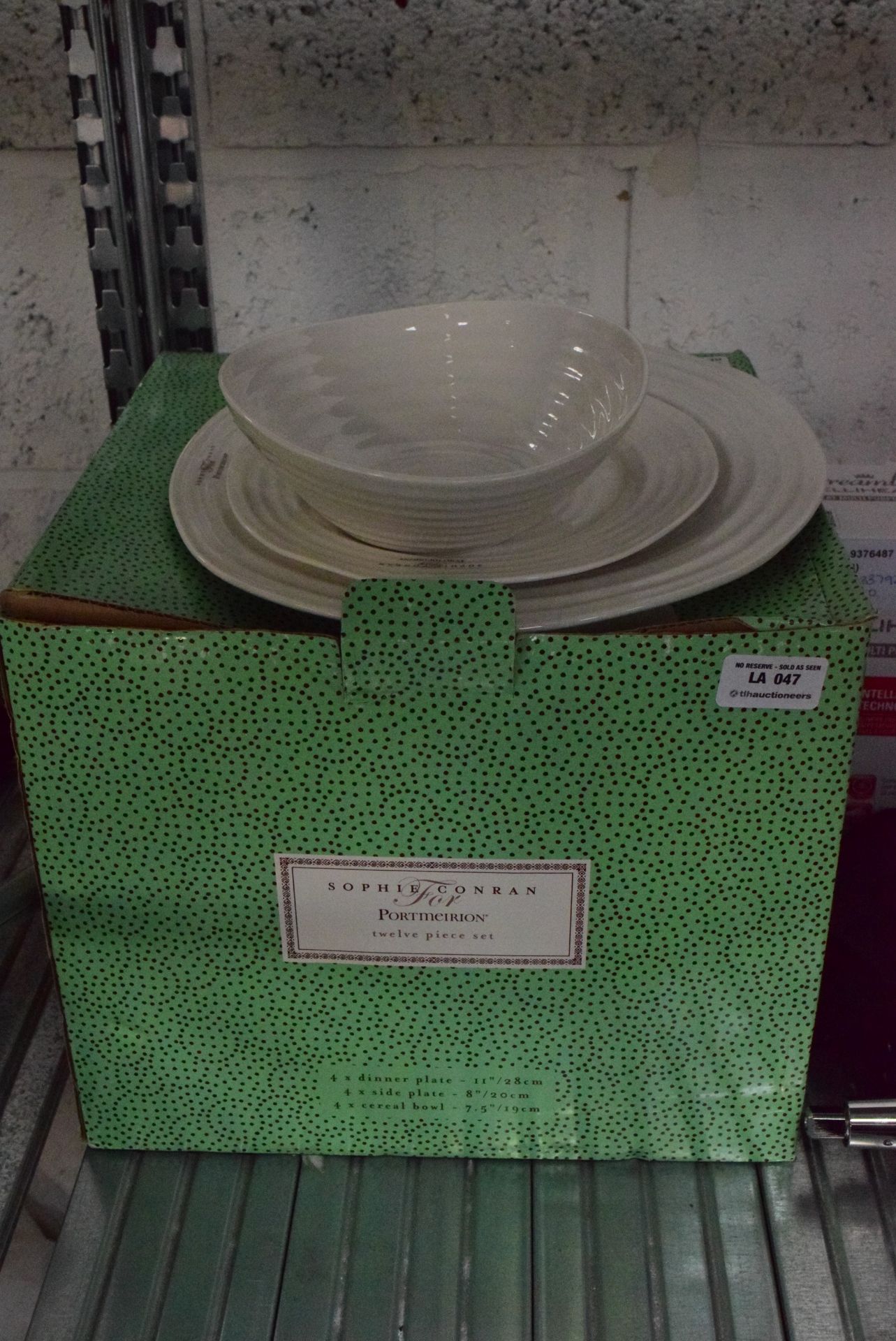 1 x SOPHIE CONRAN PORT MERION DINNER WARE RRP £135 23.01.18 RAAJ0001622 *PLEASE NOTE THAT THE BID