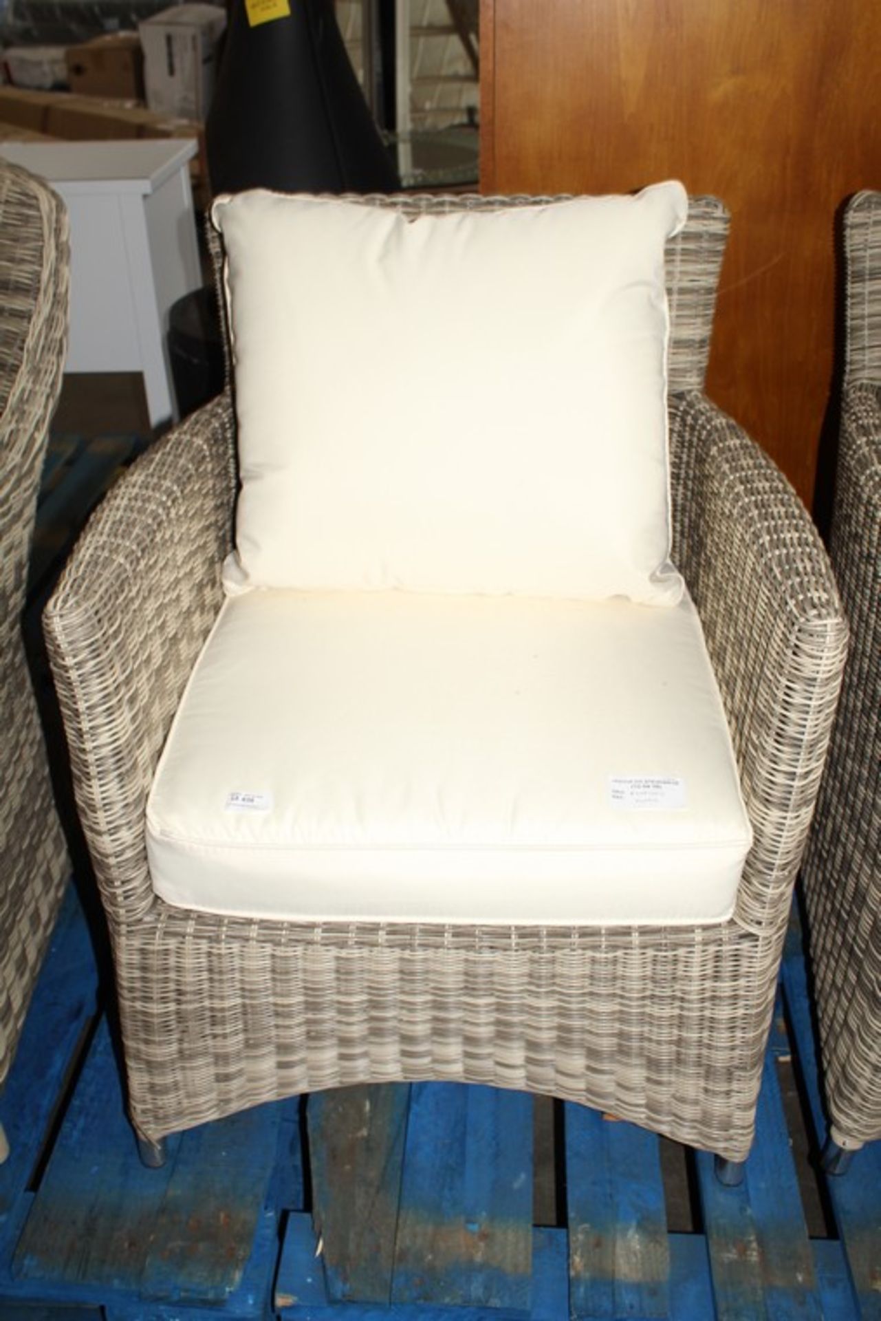 1 x DANTE DINING ARM CHAIR (10.04.18) *PLEASE NOTE THAT THE BID PRICE IS MULTIPLIED BY THE NUMBER OF